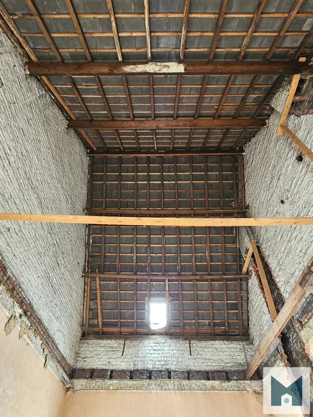 Renovatieproject met veel potentieel te Aalst! foto 14
