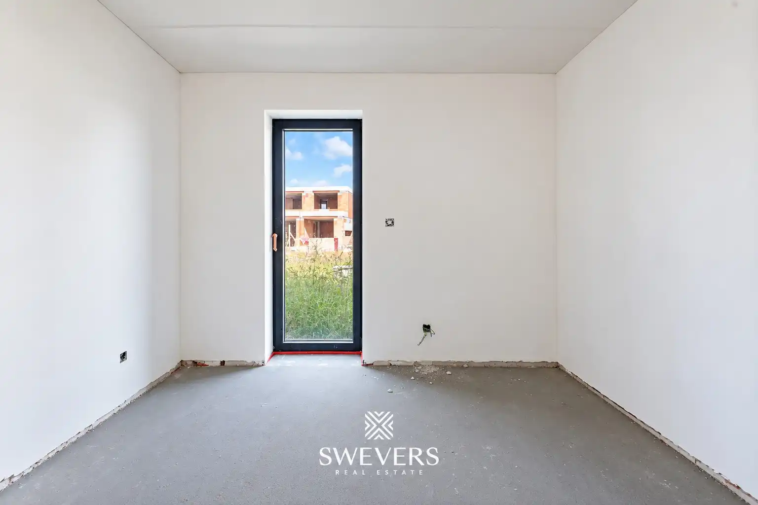 Gelijkvloers 3-slaapkamer appartement met eigen inkom en 2 terrassen in Houthalen foto 17