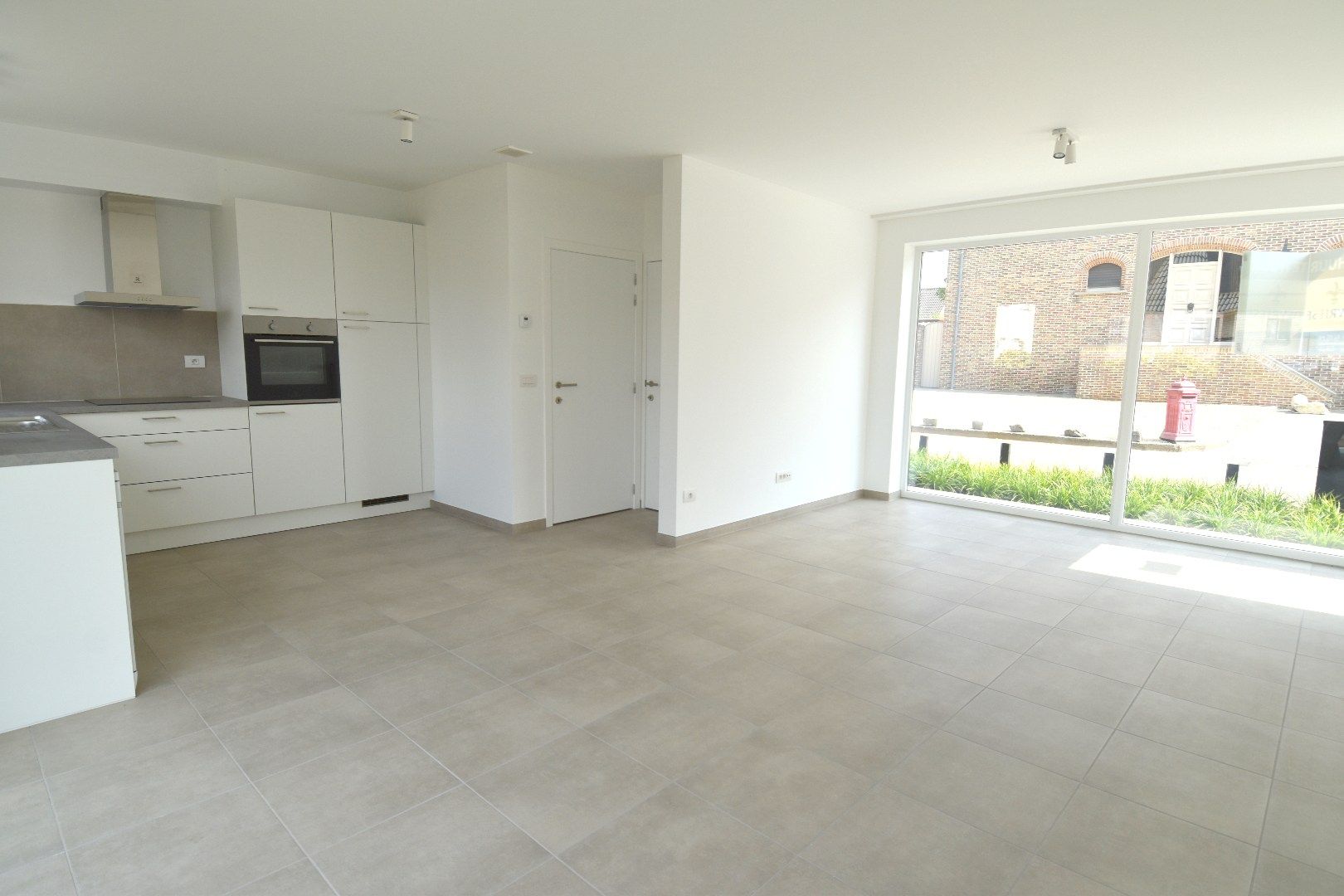 Nieuwbouwwoning te huur in Gullegem op een rustige en  kindvriendelijke locatie foto 5