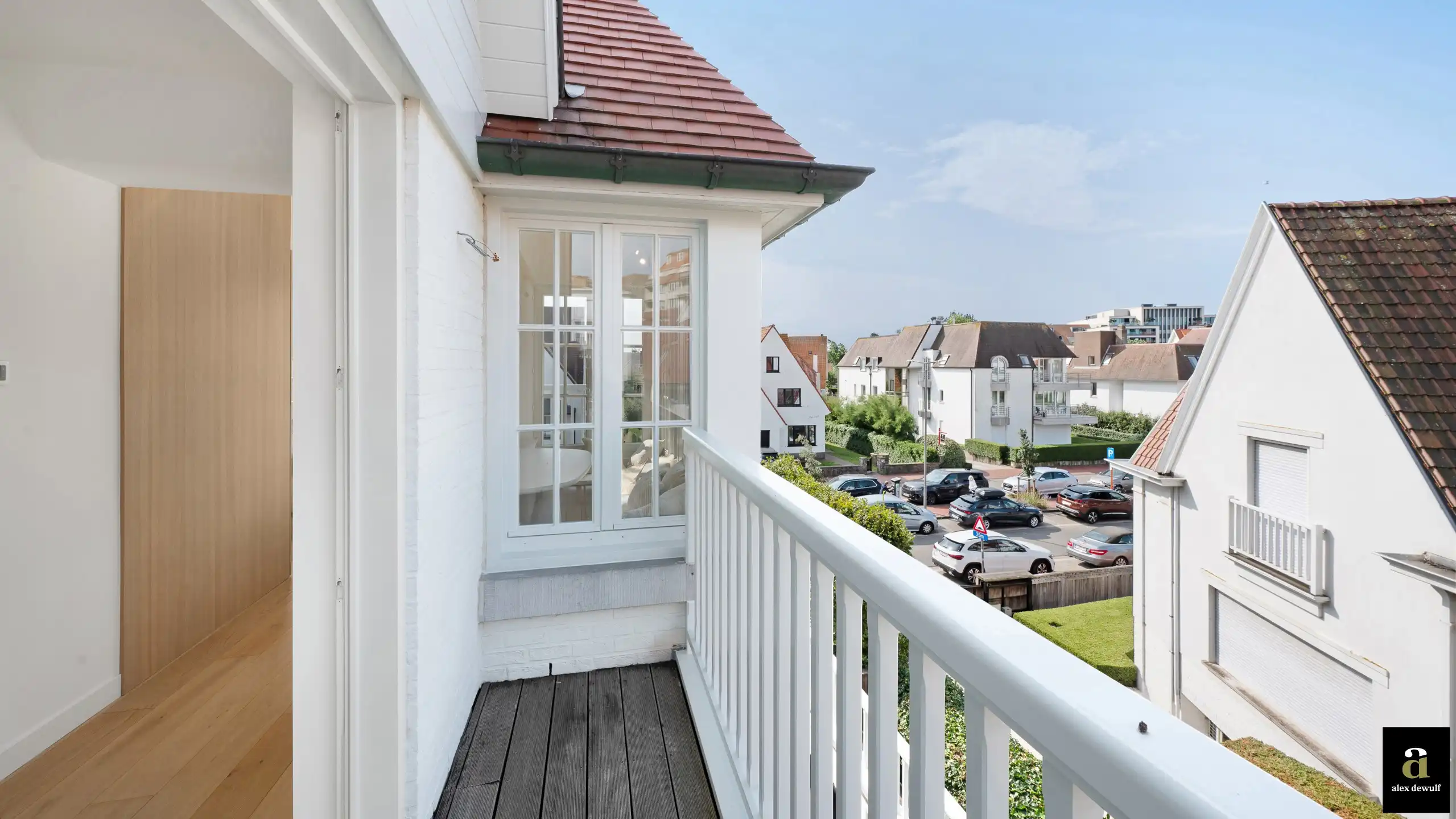 Stijlvol luxeappartement met veel lichtinval, op wandelafstand van het strand in de Bayauxlaan in Knokke. foto 19