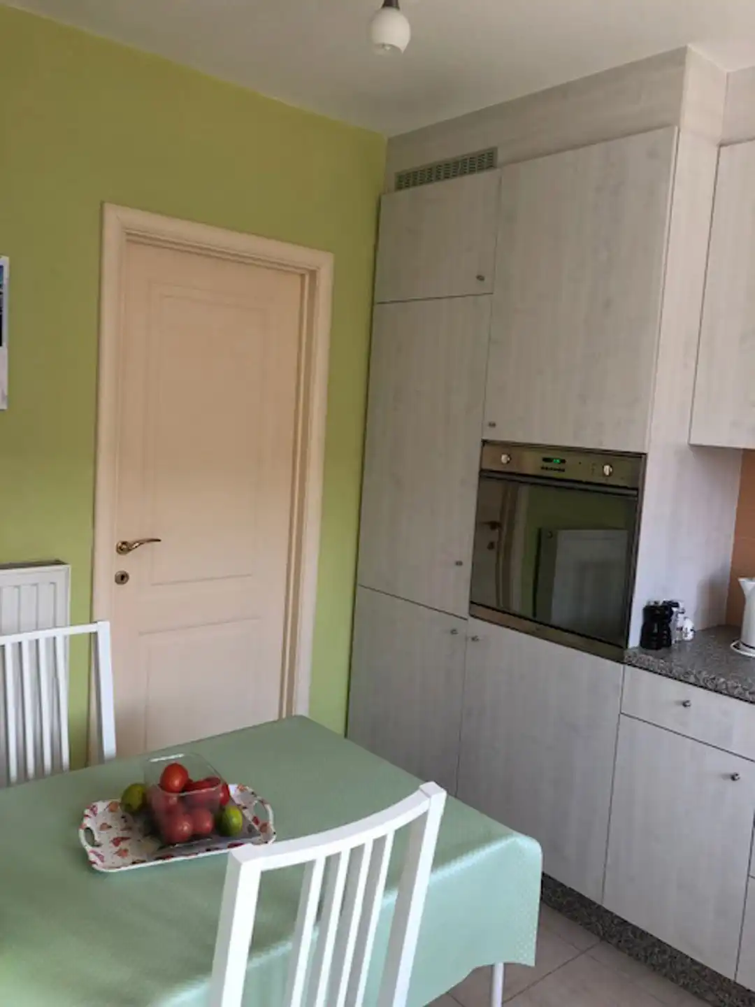 Instapklaar appartement met garagebox foto 7