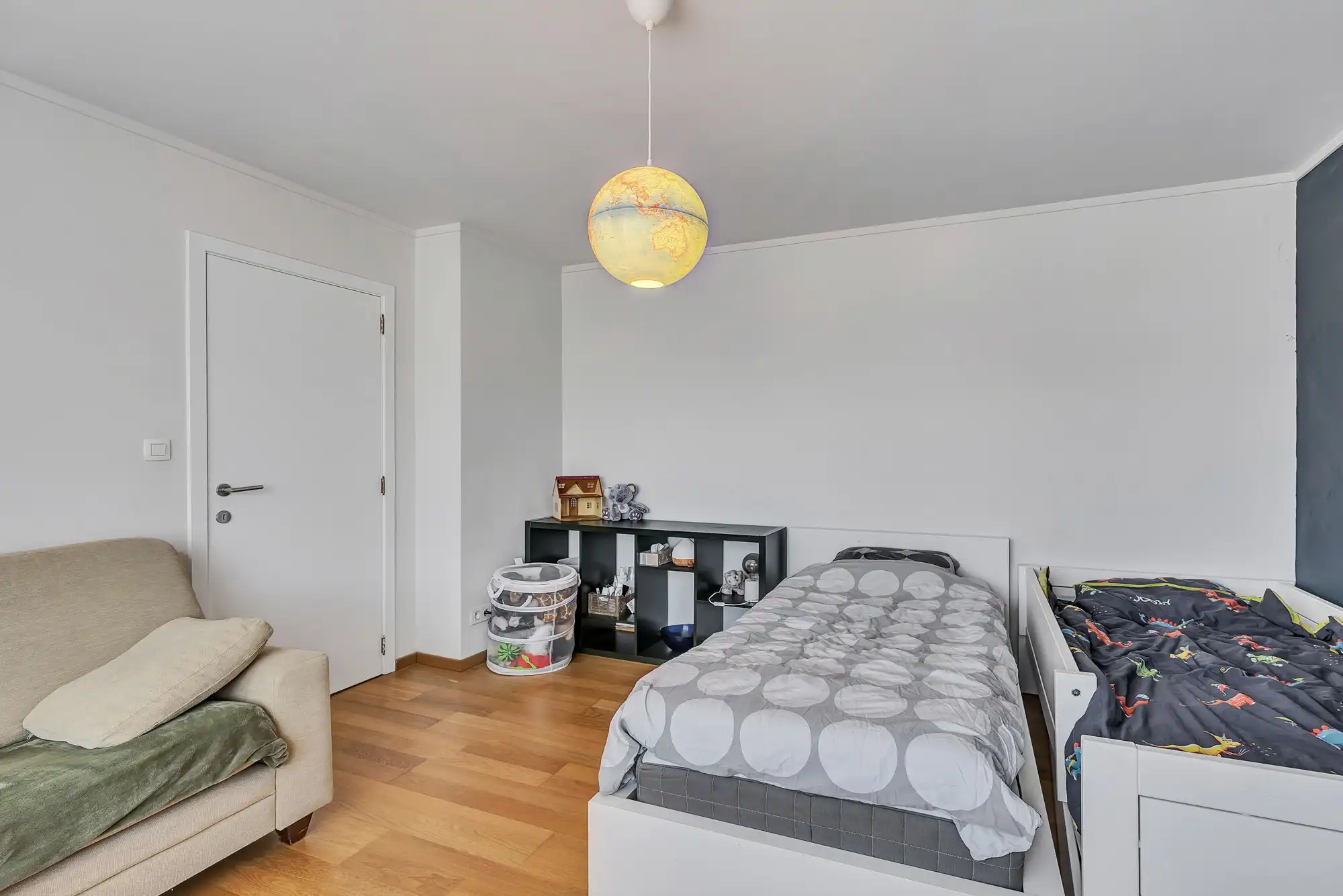 Instapklare halfopen bebouwing met lichtrijke aanbouw foto 15