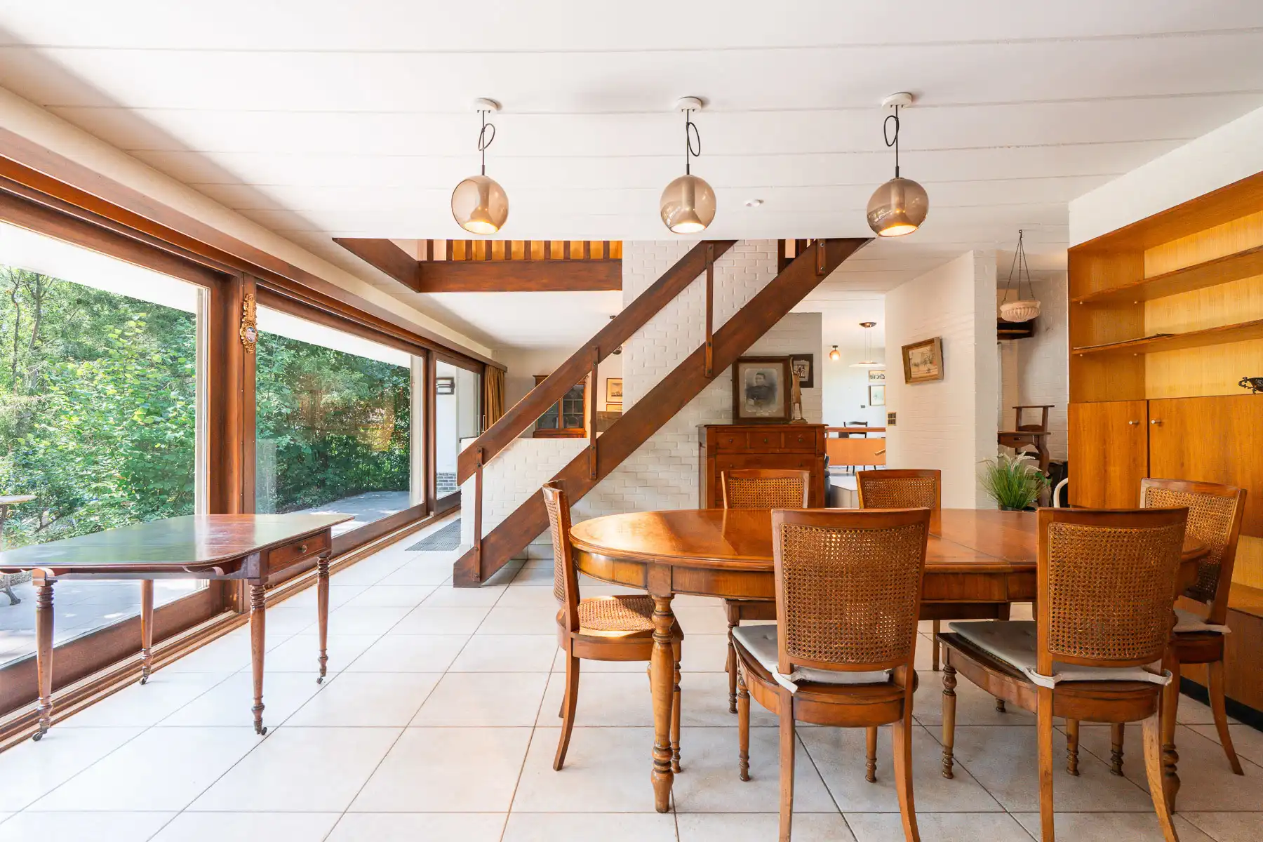 Charmante en ruime villa op een toplocatie in het groen foto 14