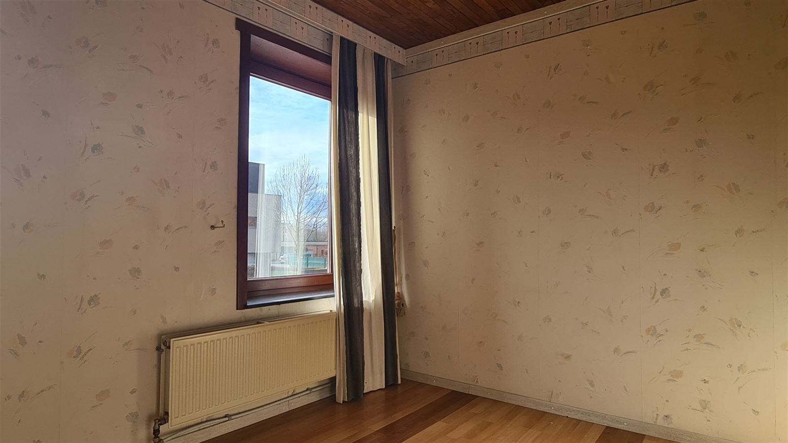 Te renoveren woning op centrale ligging foto 12