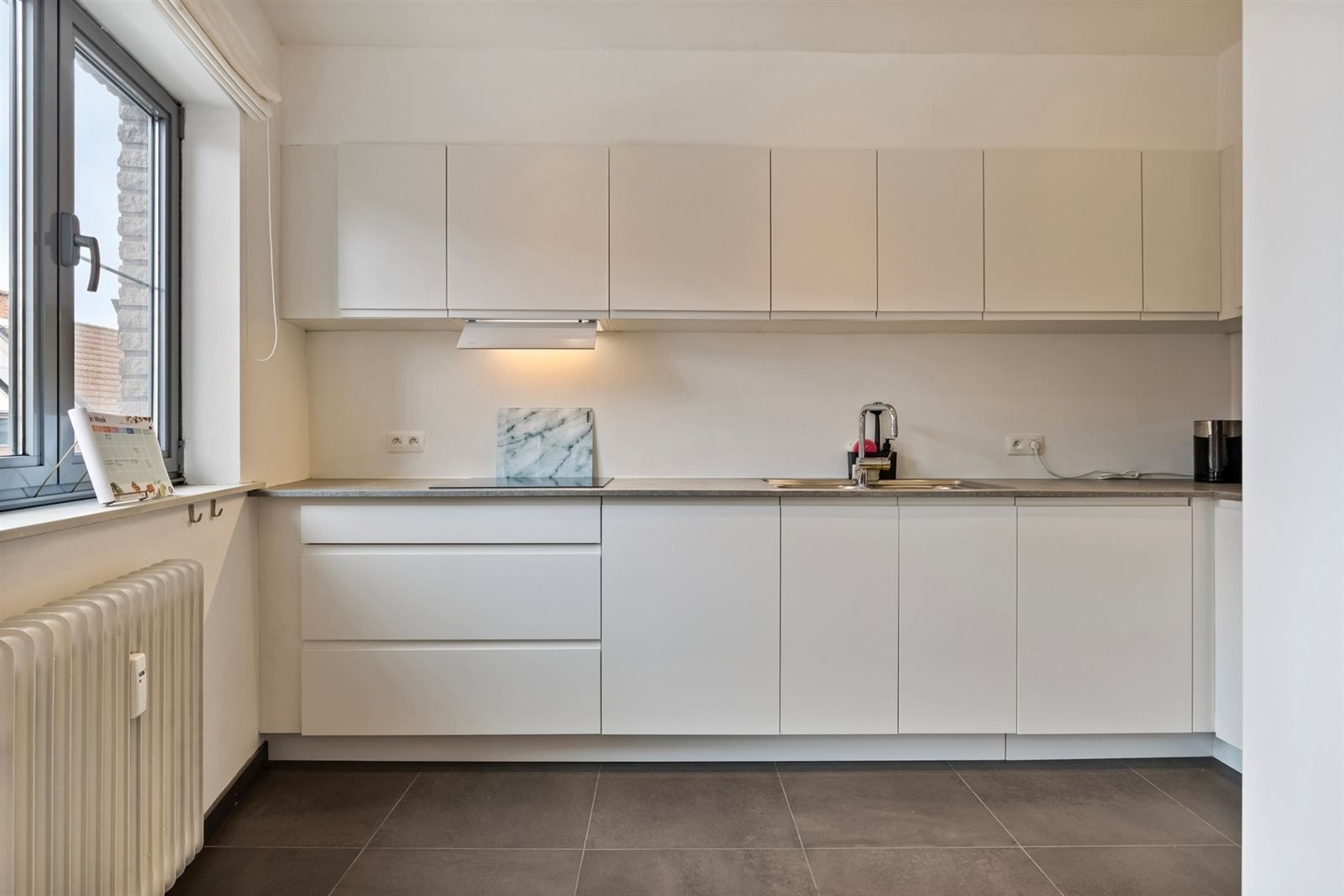 Modern gerenoveerd 2 slaapkamer appart. foto 5