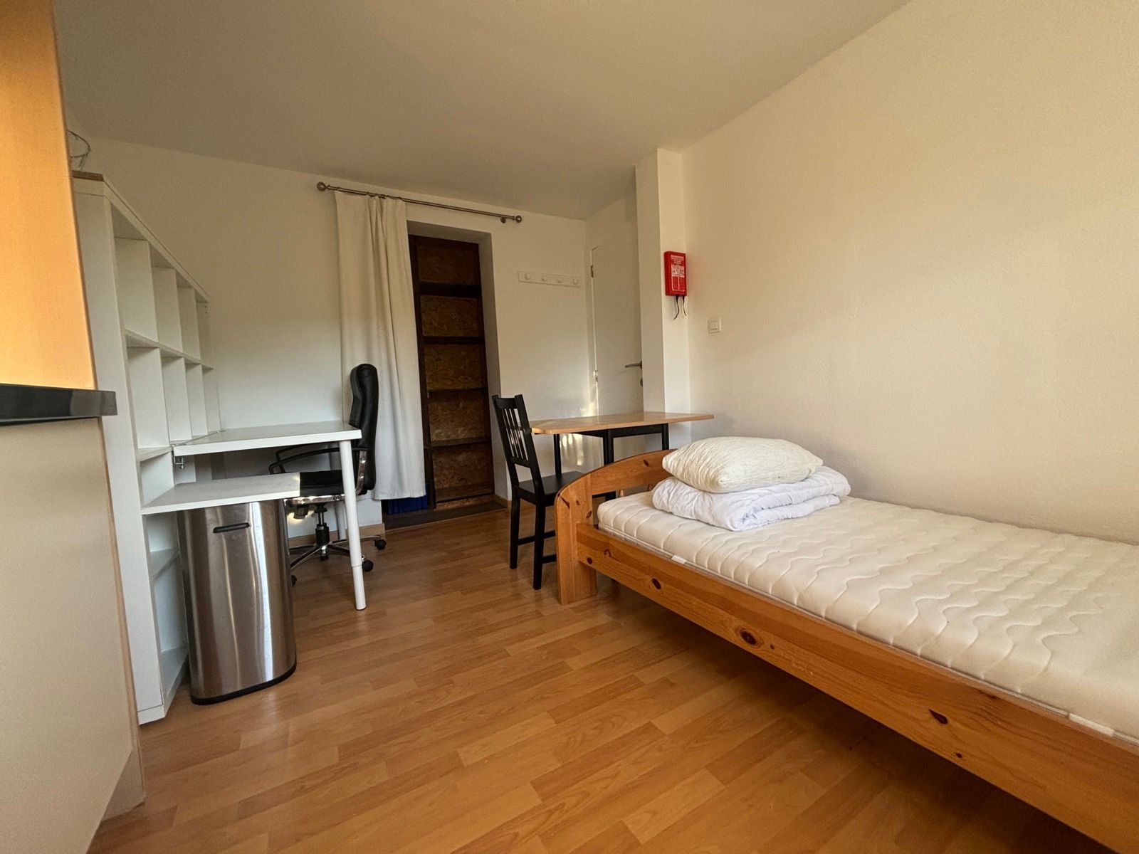 Studentenkamer in rustige straat!  foto 2