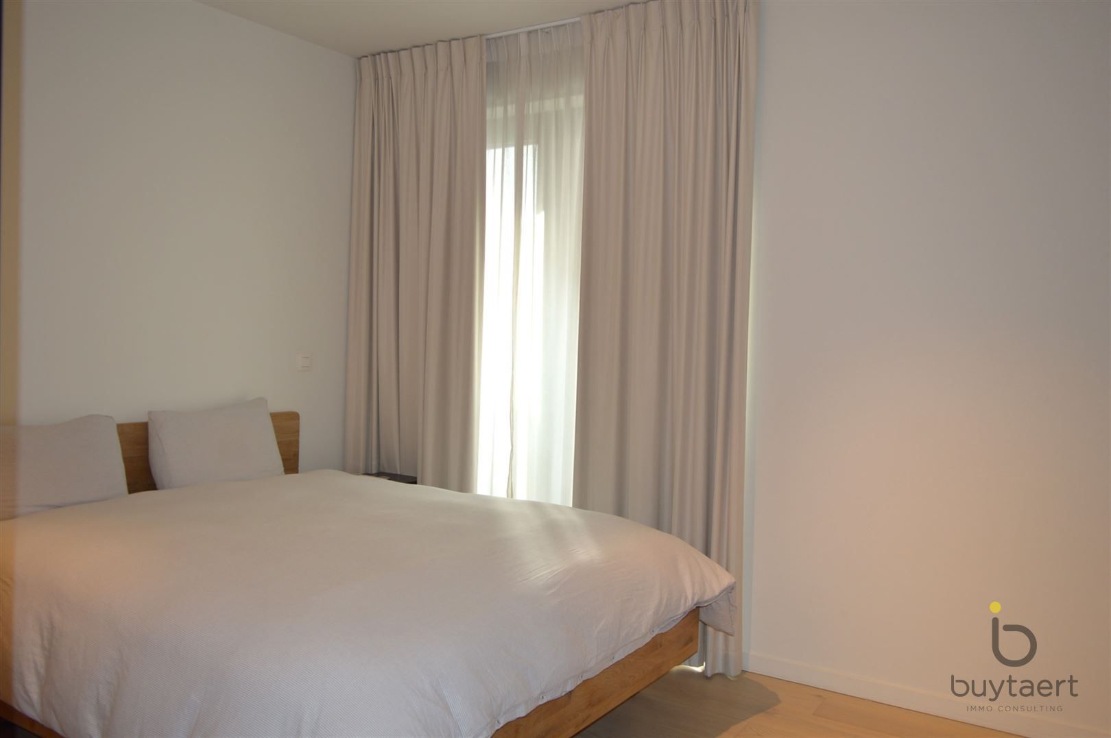 Gemeubeld één slaapkamer appartement! foto 6