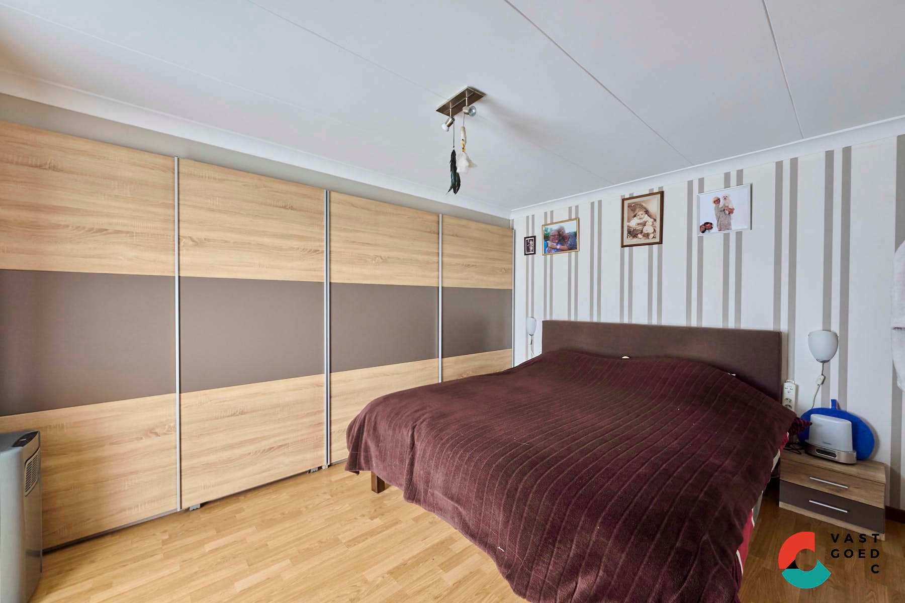 Ruime woning in een rustige gelegen wijk foto 17