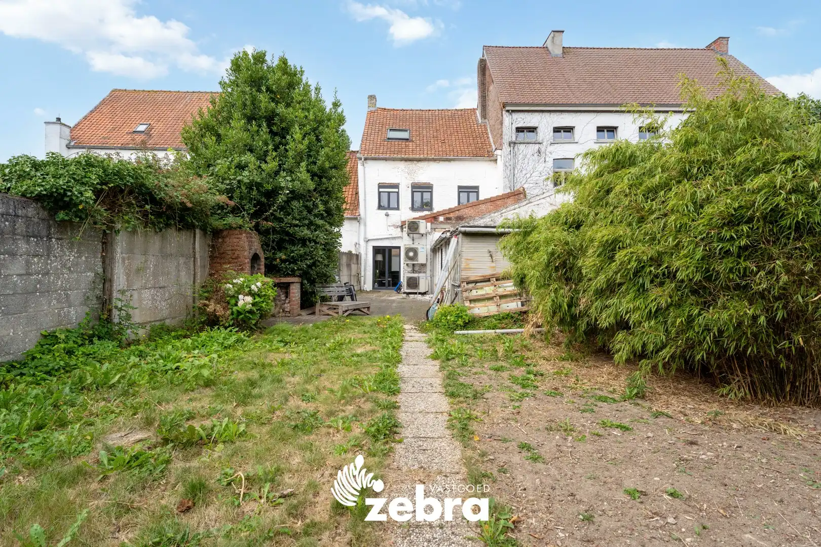 Gerenoveerde woning met 4 slaapkamers en garage te Roesbrugge! foto 18