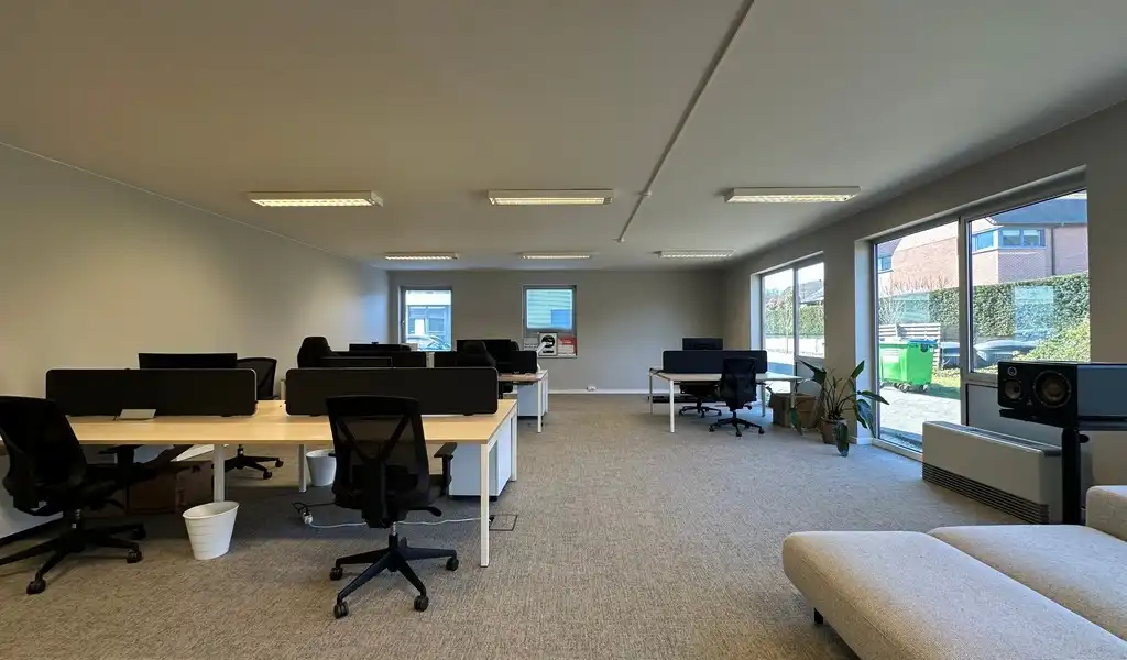 Kantoorgebouw te koop op toplocatie in Sint-Martens-Latem foto 5