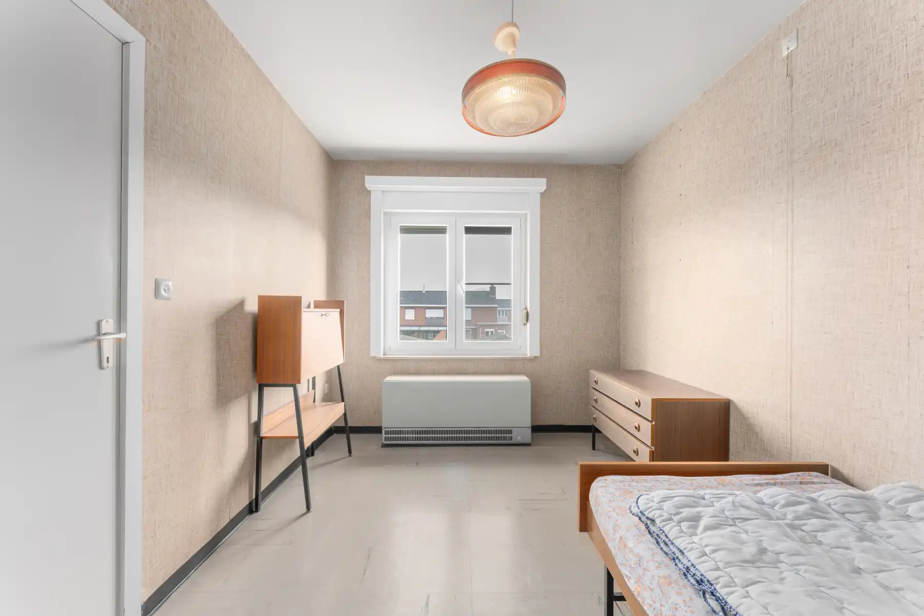 Lichtrijke ruime hoekwoning met 4 slaapkamers, veranda en garage foto 13