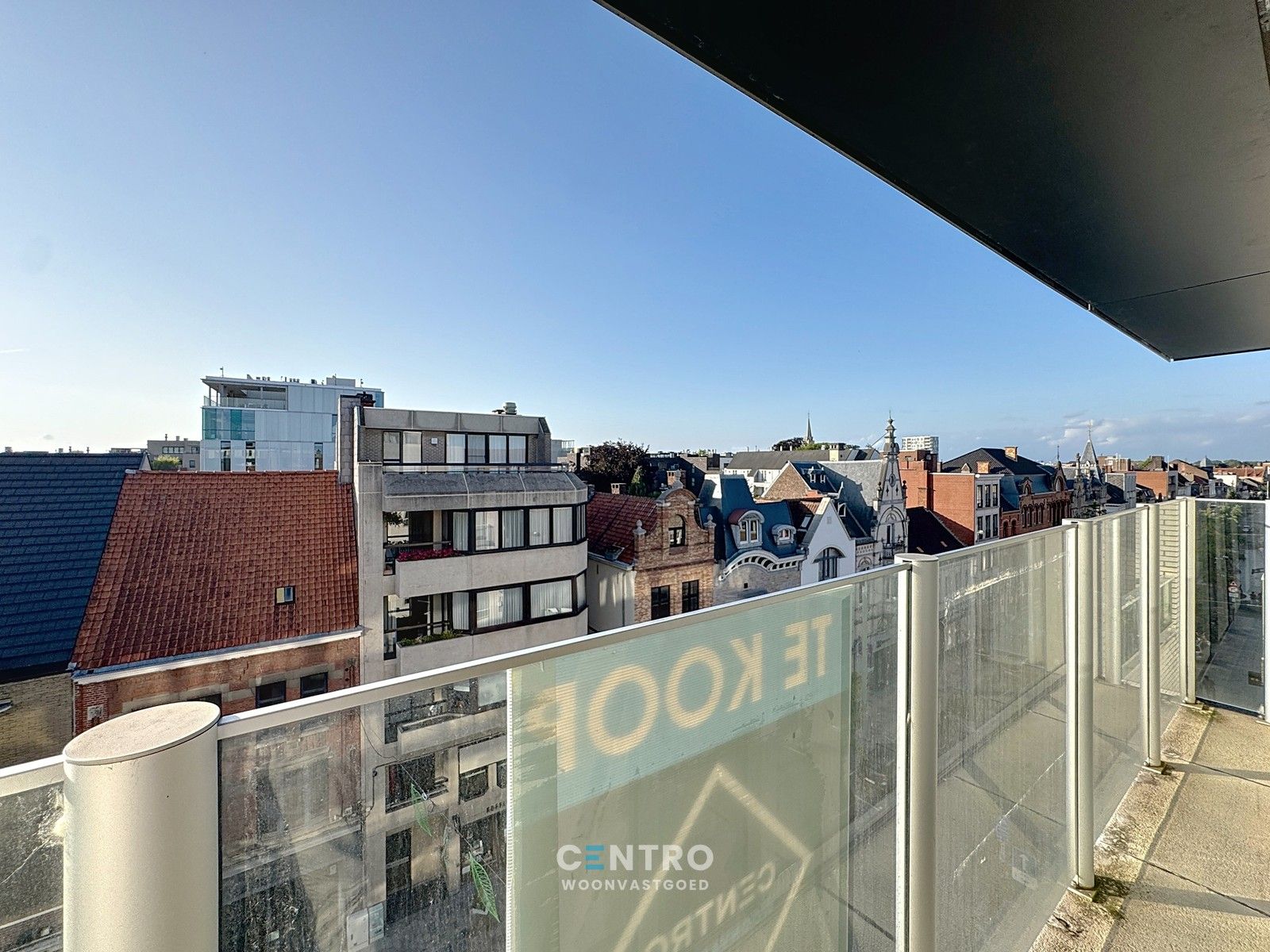 Centraal gelegen instapklaar appartement met 2 slpks en 2 terrassen! foto 11