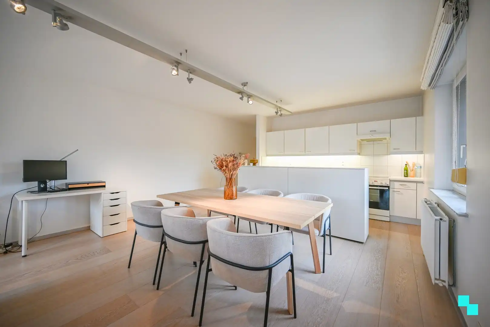 Energiezuinig eenslaapkamerappartement in het centrum van Kortrijk! foto 5