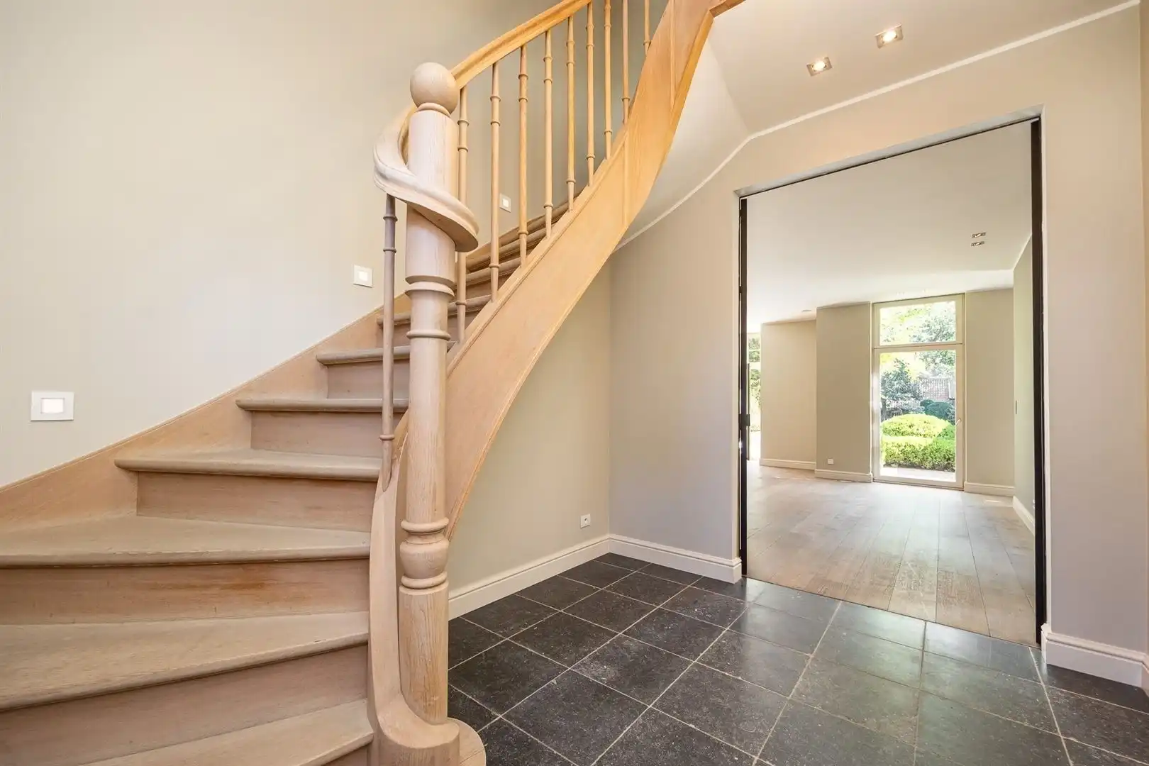 Villa-leven op z'n mooist – Domus Aurea meesterwerk in hartje Brasschaat foto 8