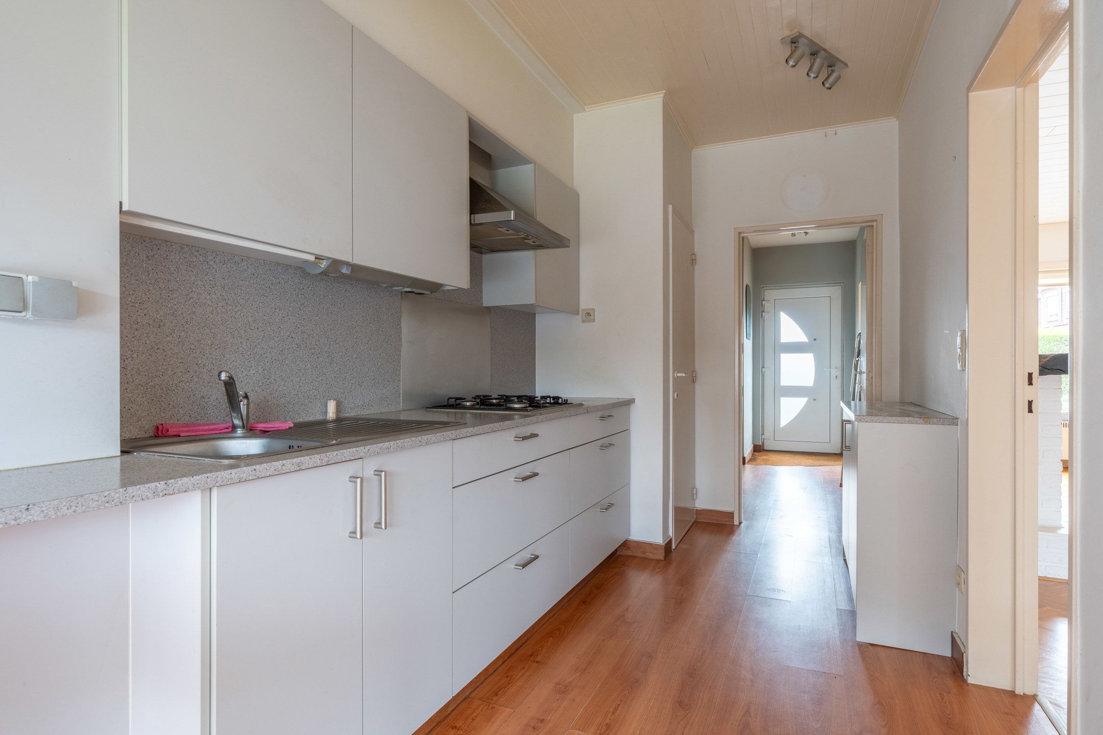 Centraal gelegen woning met 3 slaapkamers te Arendonk foto 5