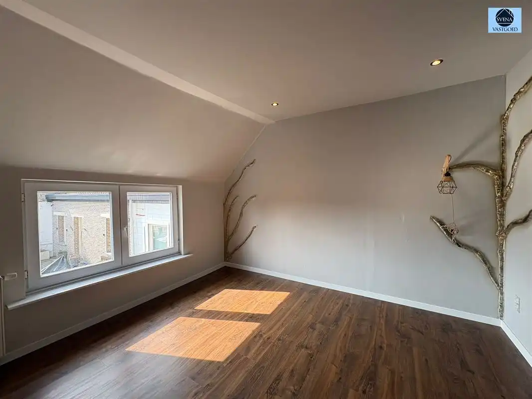 WONING MET 3 SLAAPKAMERS EN TUIN foto 8