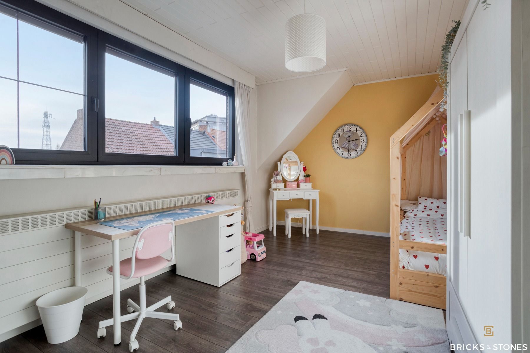 Knappe bel-etage woning met tuin foto 19