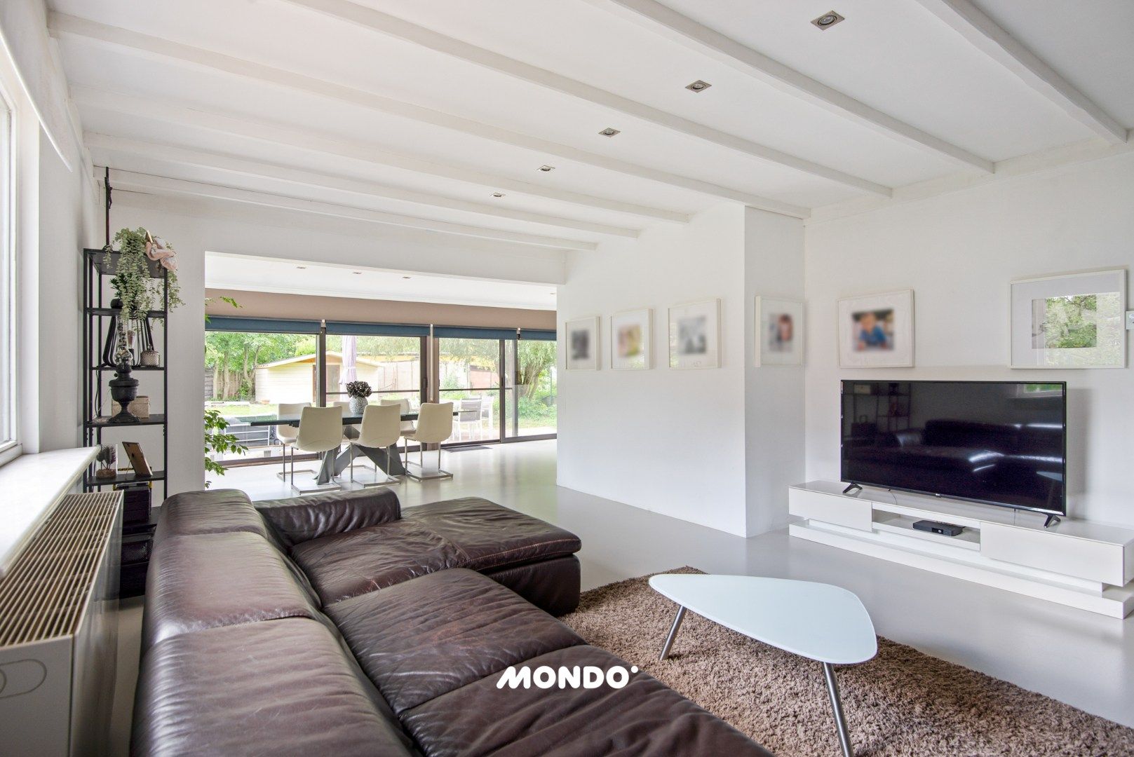 Gerenoveerde laagbouw woning! foto 5