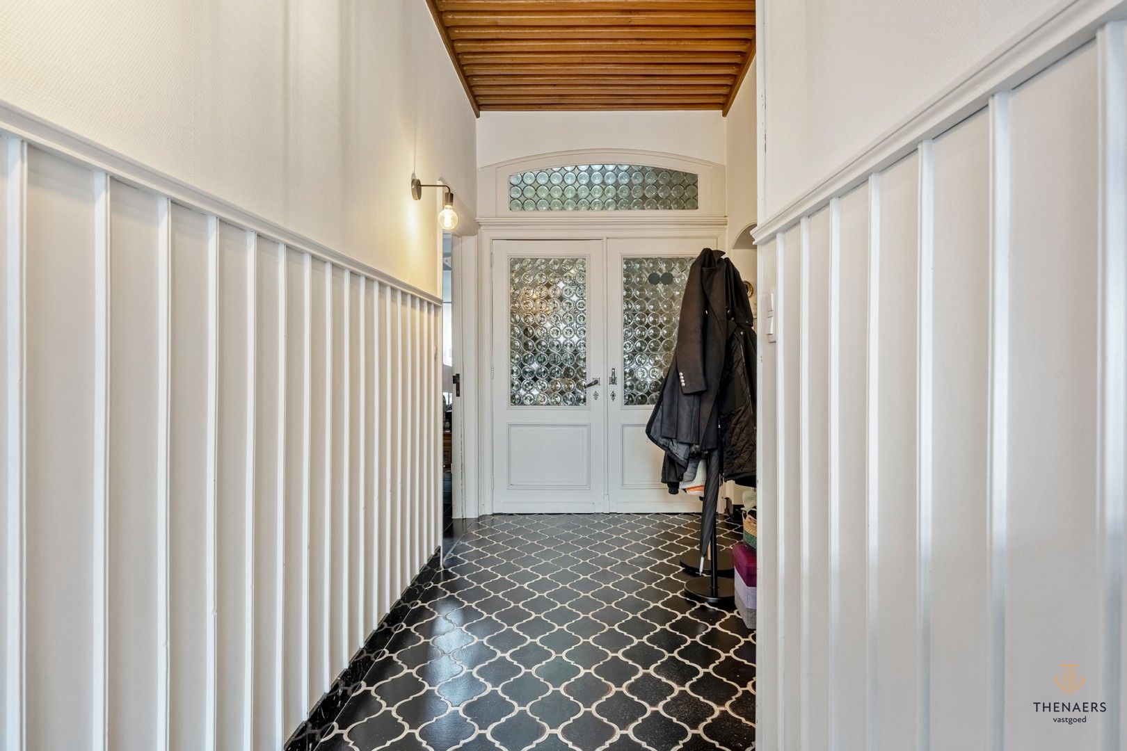 Statige herenwoning op toplocatie in hartje Sint-Truiden. foto 20