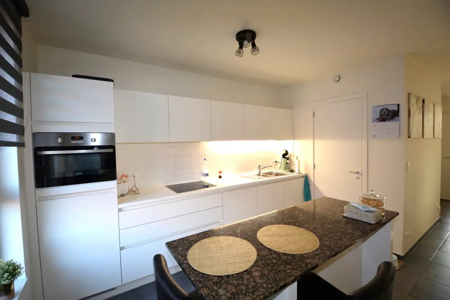 RECENT APPARTEMENT MET 2 SLK, TERRAS EN PARKING! foto 7