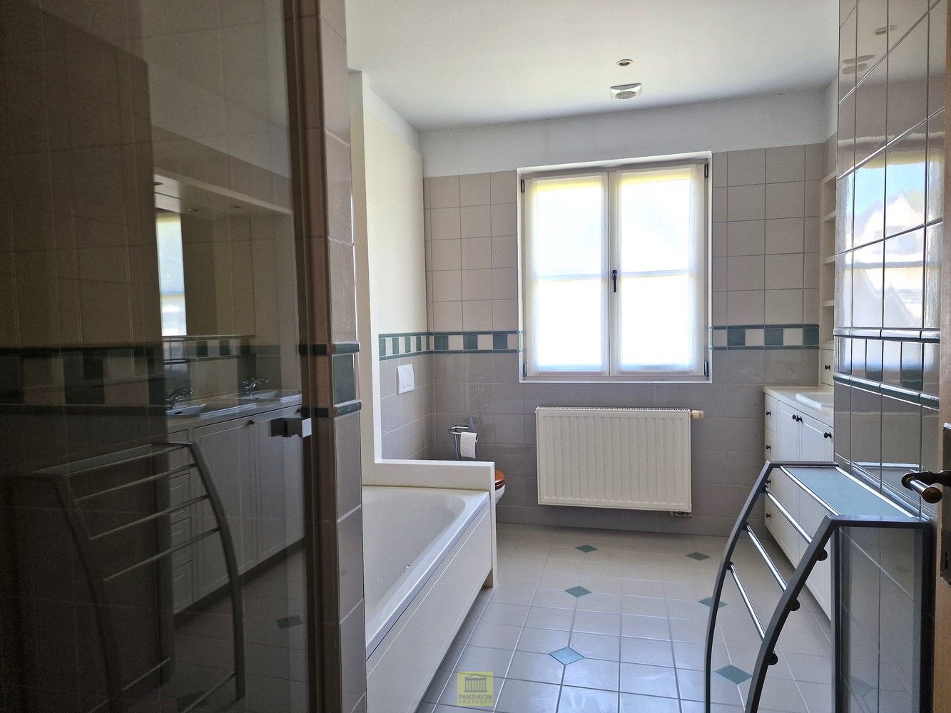 Exclusieve villa te huur in Moorsel (Aalst) – Ruimte, comfort en klasse in een unieke omgeving foto 15
