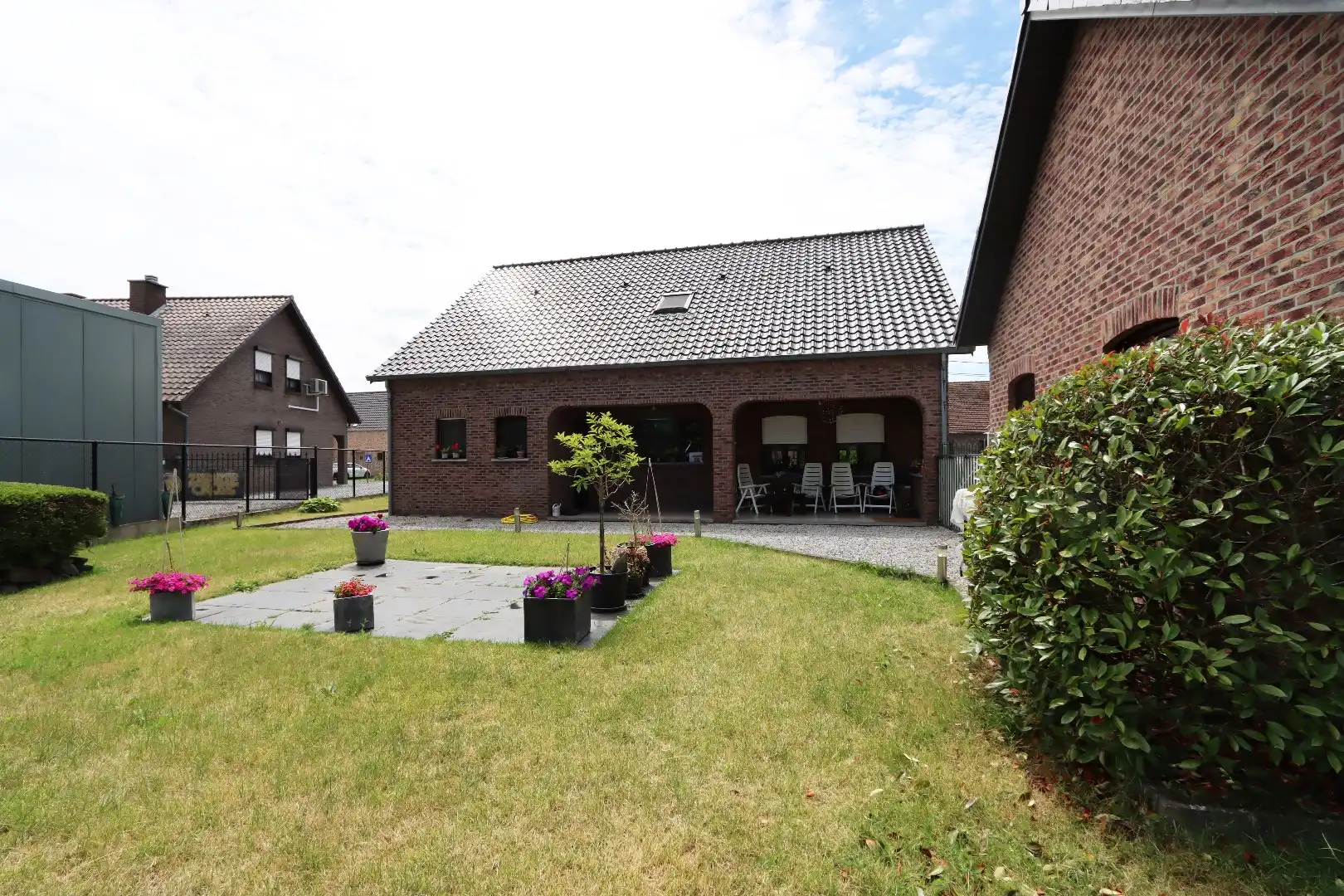 Ruime gezinswoning foto 22