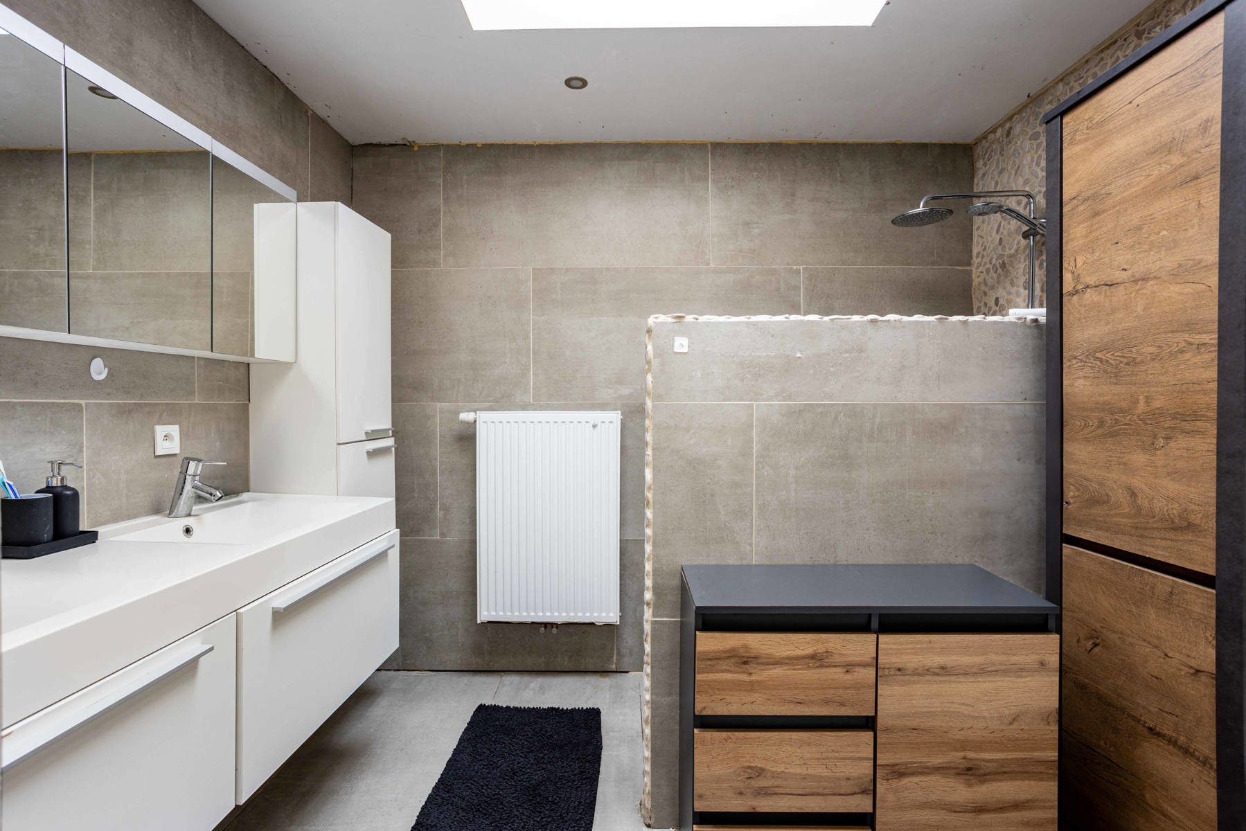 Te koop - Leuke rijwoning met 3 ruime slaapkamers foto 10