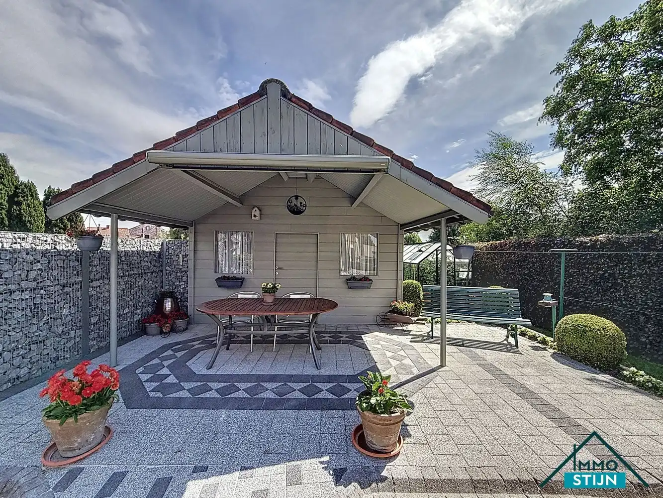 Landelijk gelegen woning met dubbele garage foto 22