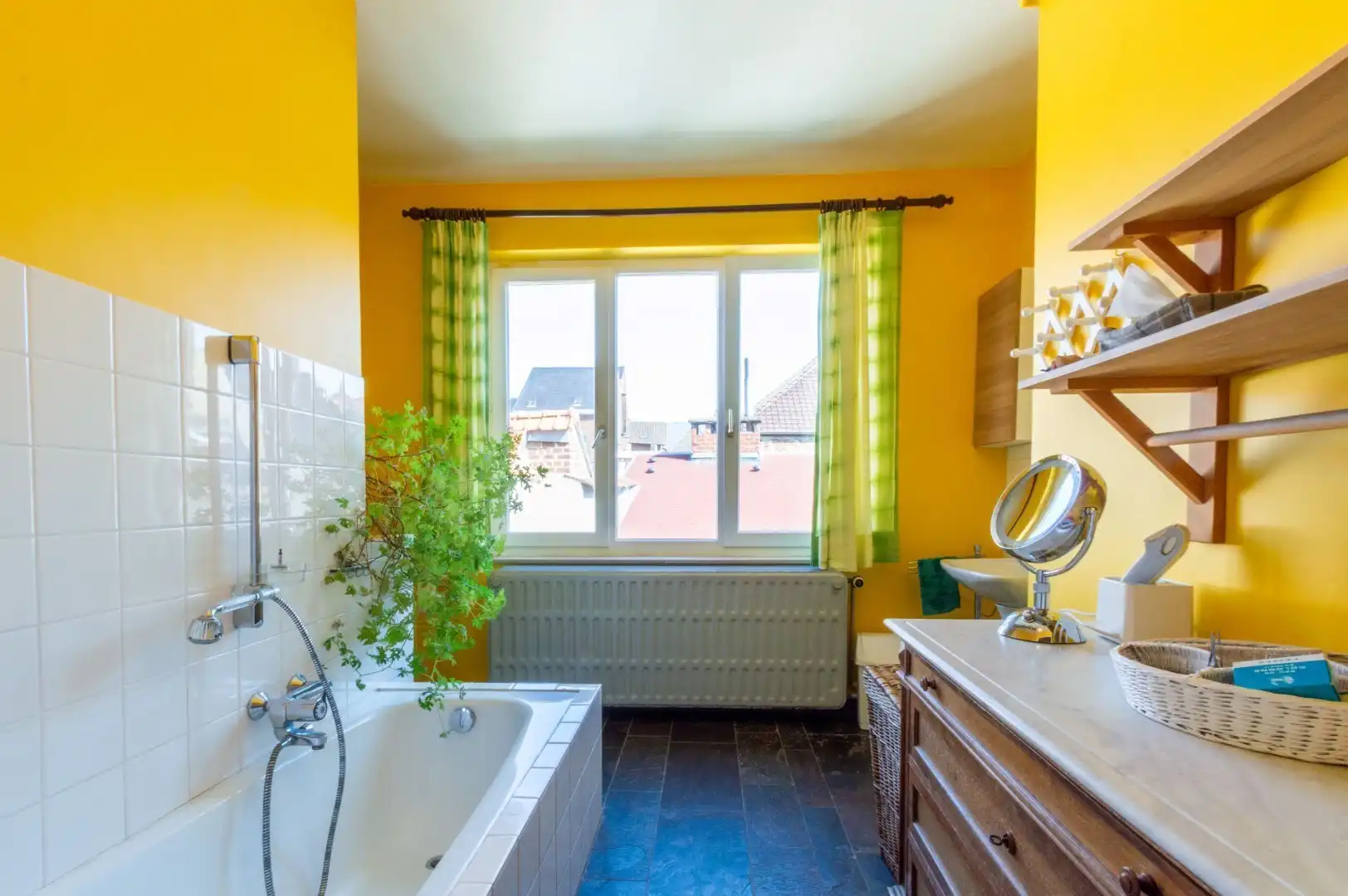 GEHEEL VAN 2 GEBOUWEN ! foto 16