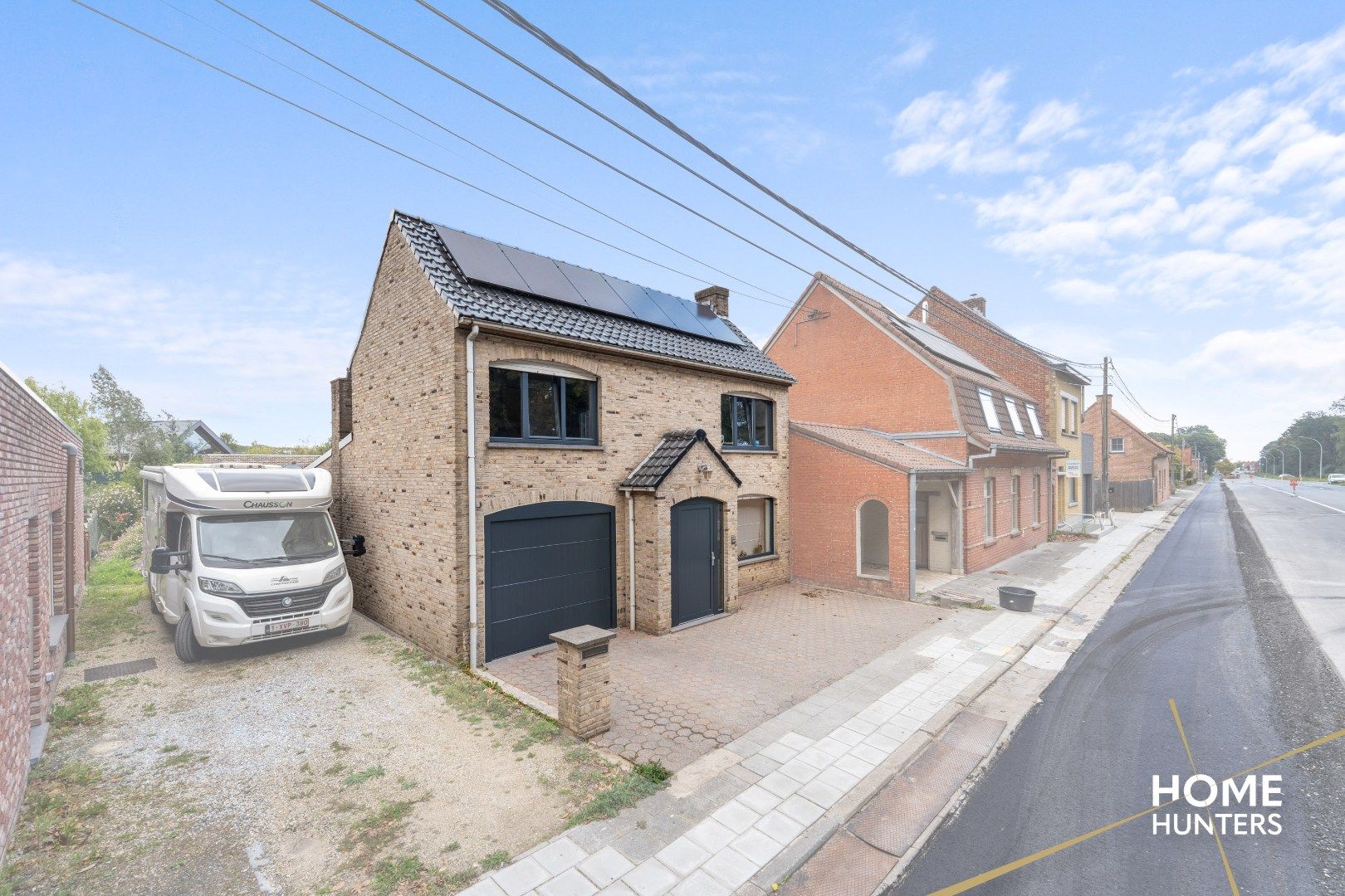 Ruime woning met 3 slaapkamers, zonnige tuin en garage te Geluveld foto 2