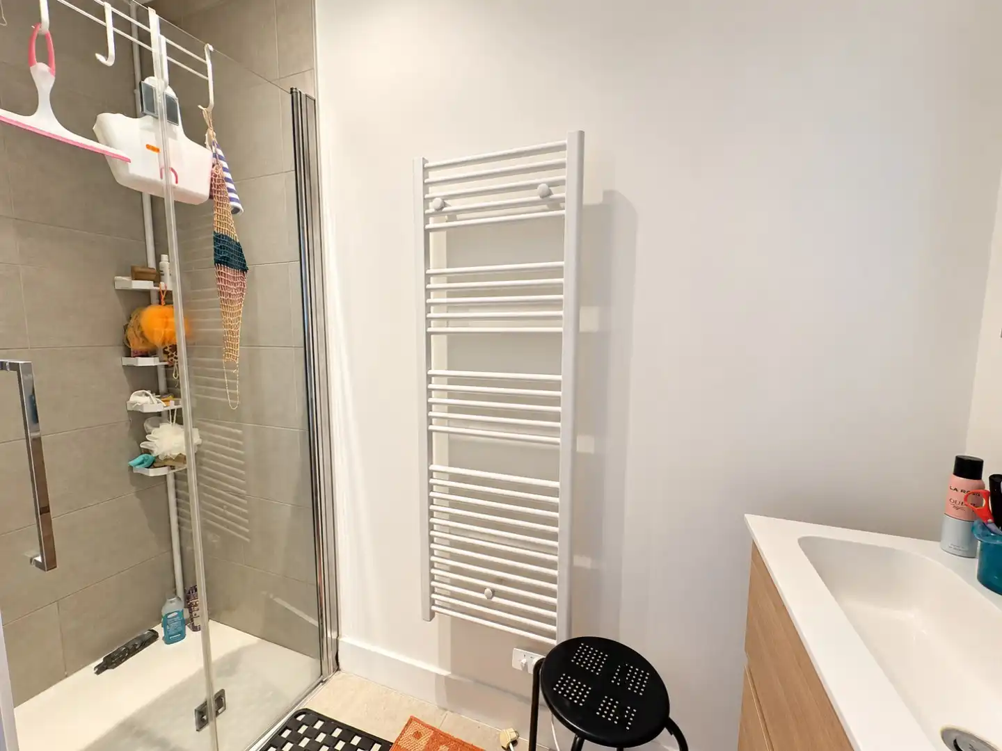 Verhuurd 2-slaapkamerappartement met 2 badkamers – 86 m² foto 5