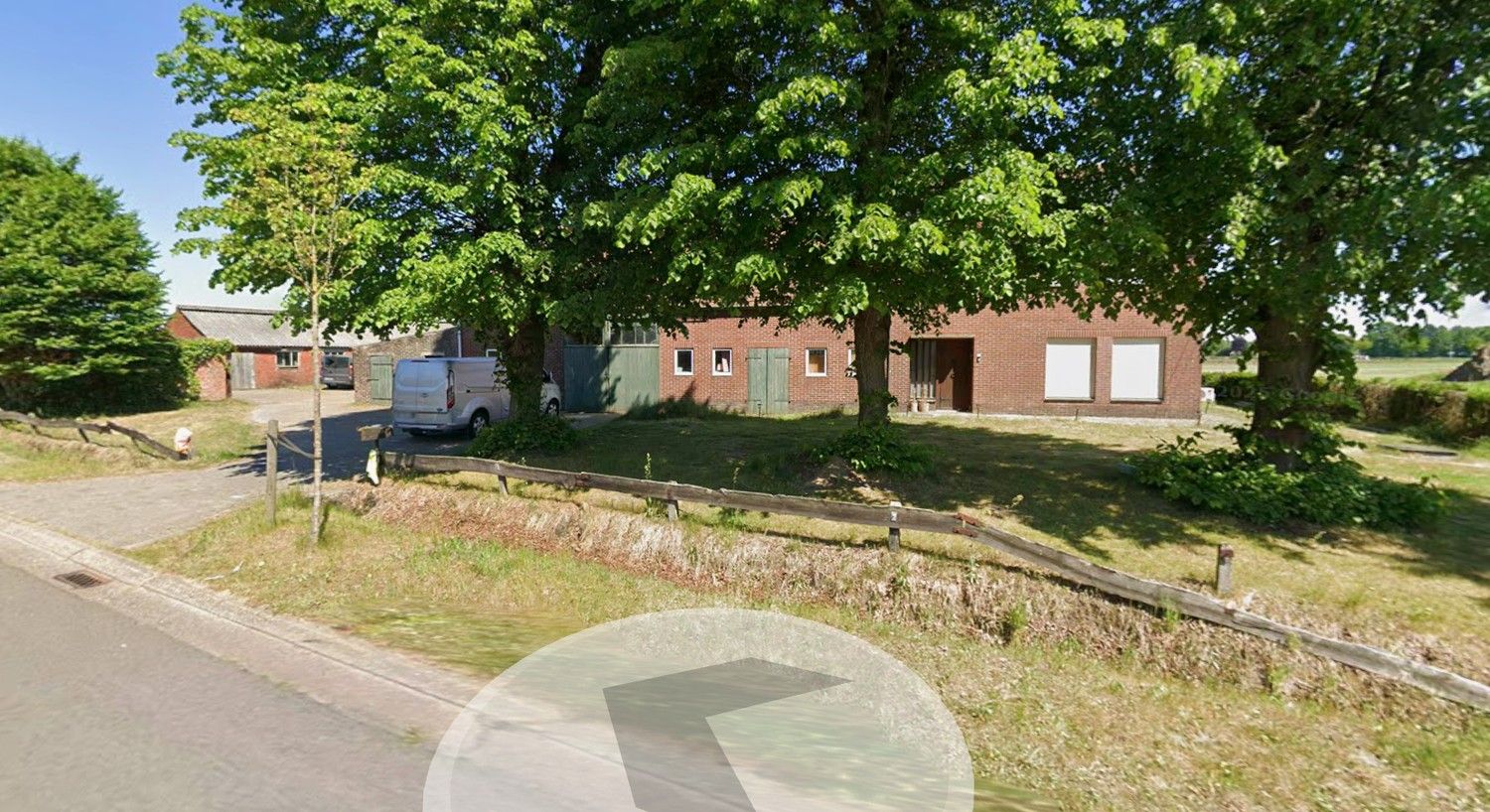 Charmante gerenoveerde woning met aanpalende schuur en 3 aparte bijgebouwen op 28a49 in Achel foto 33