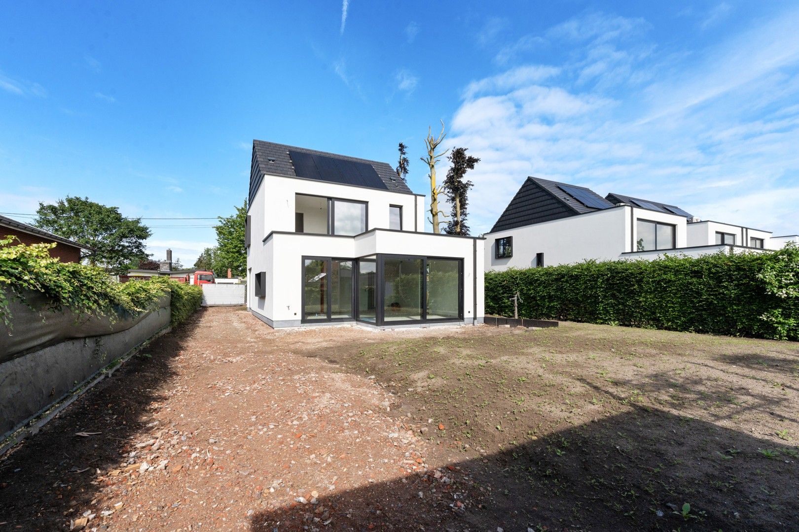 NIEUWBOUW ruime drie slaapkamer met veel licht, groene tuin en dakterras foto 21