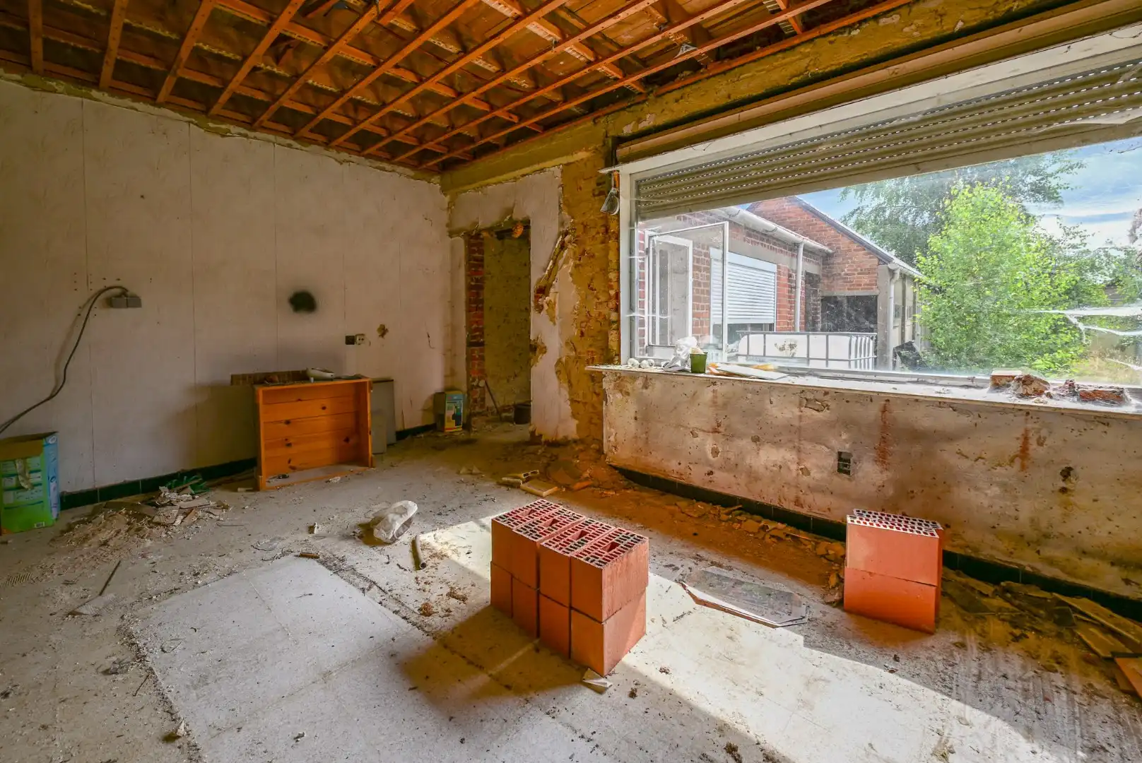 Te renoveren halfopen bebouwing op 1100m2 te Zwevezele foto 14