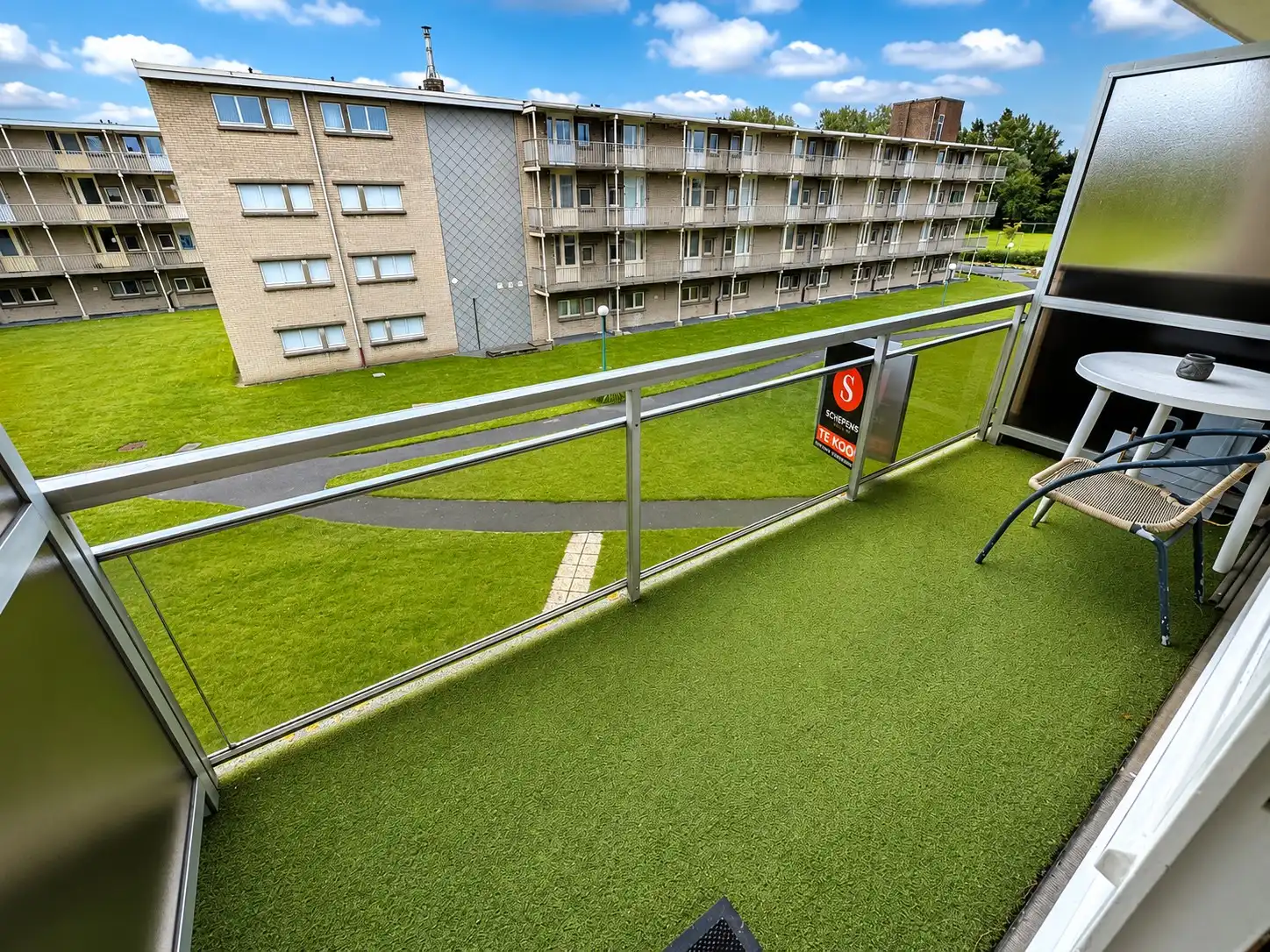 Gezellig appartement met ruim terras in het Park Atlantis te De Haan. foto 2