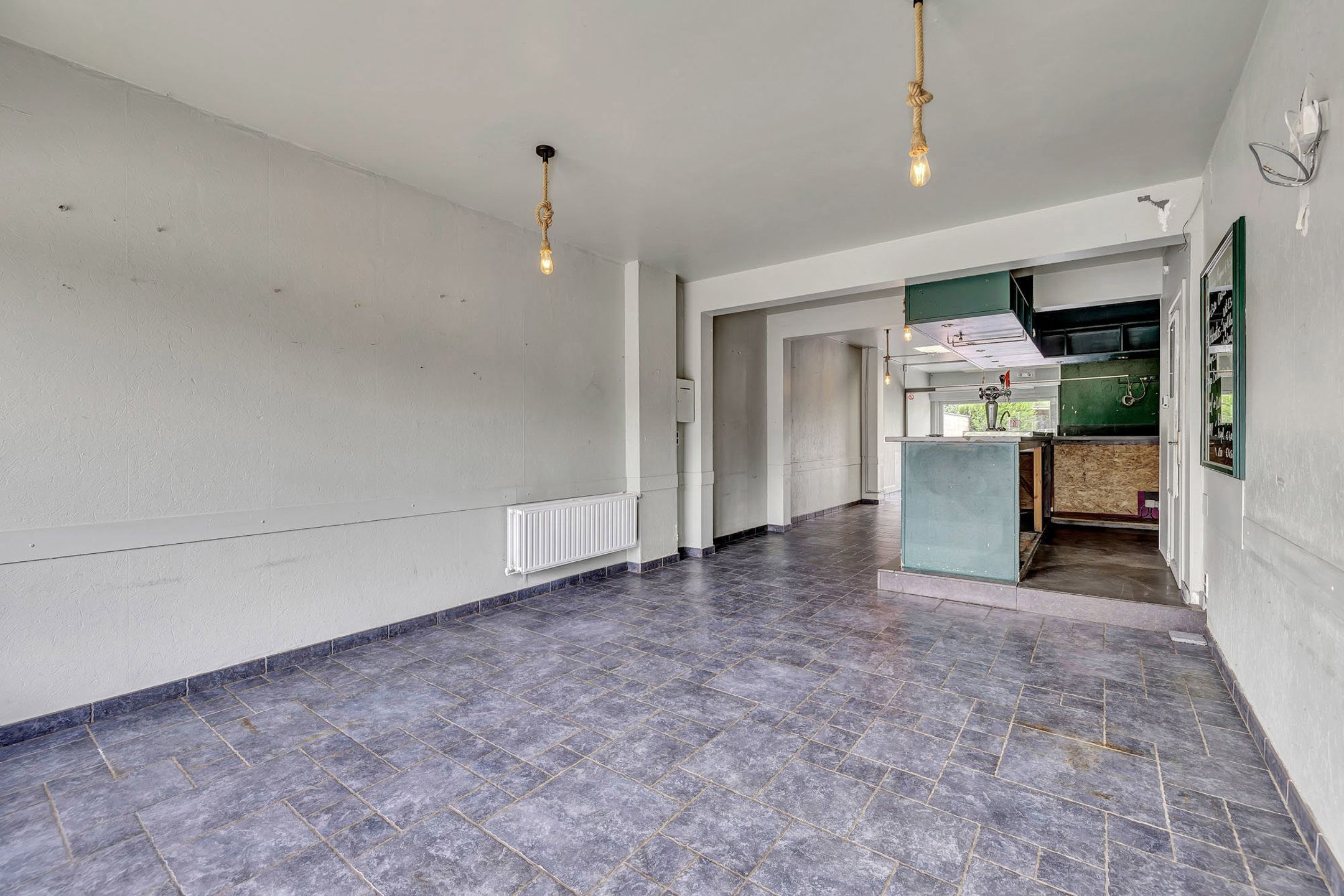 Ruime op te frissen woning met diverse mogelijkheden foto 4