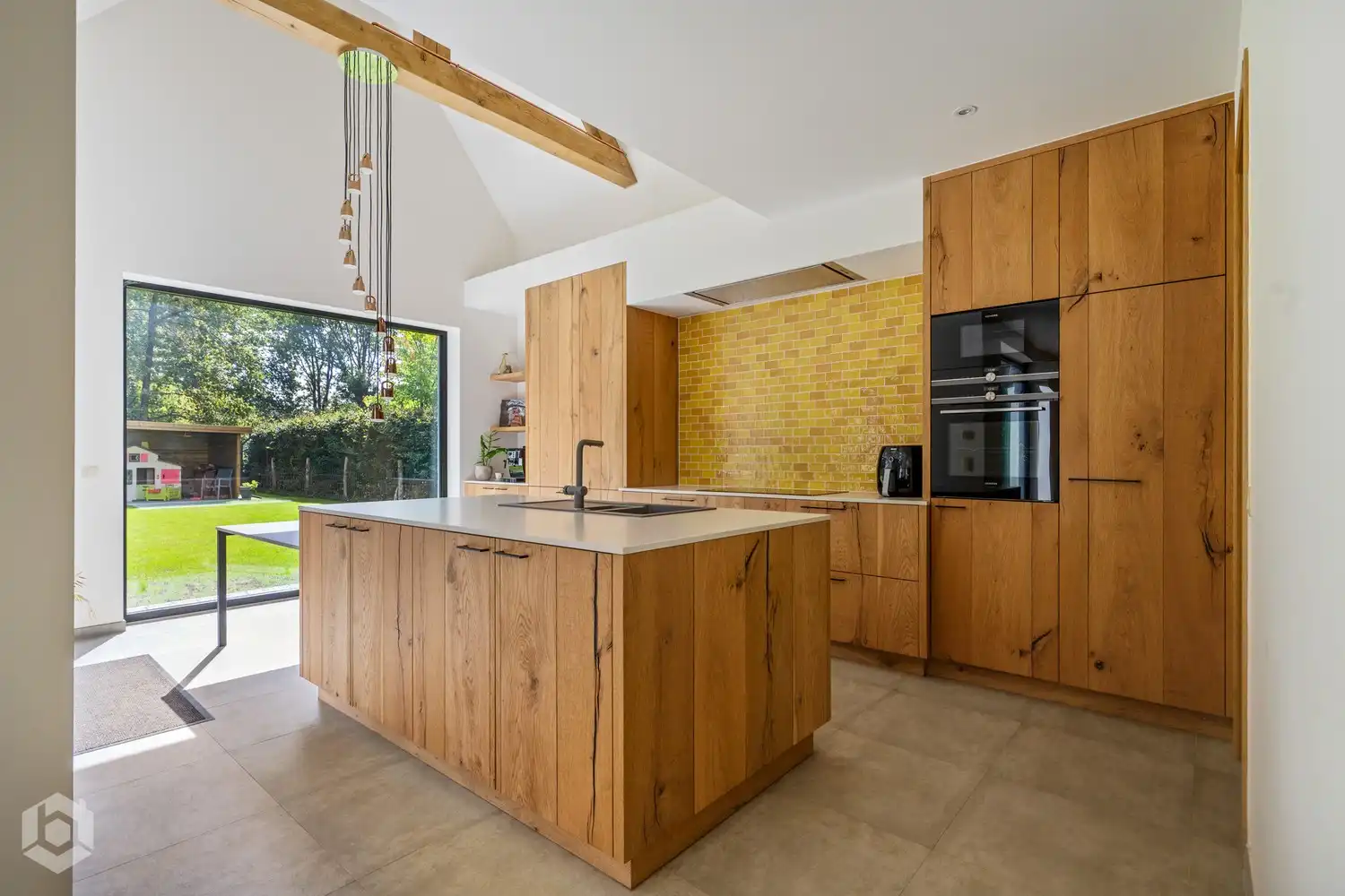 Luxe, energieneutrale villa met 5 slpkrs en prachtige tuin op top-locatie te Putte foto 11