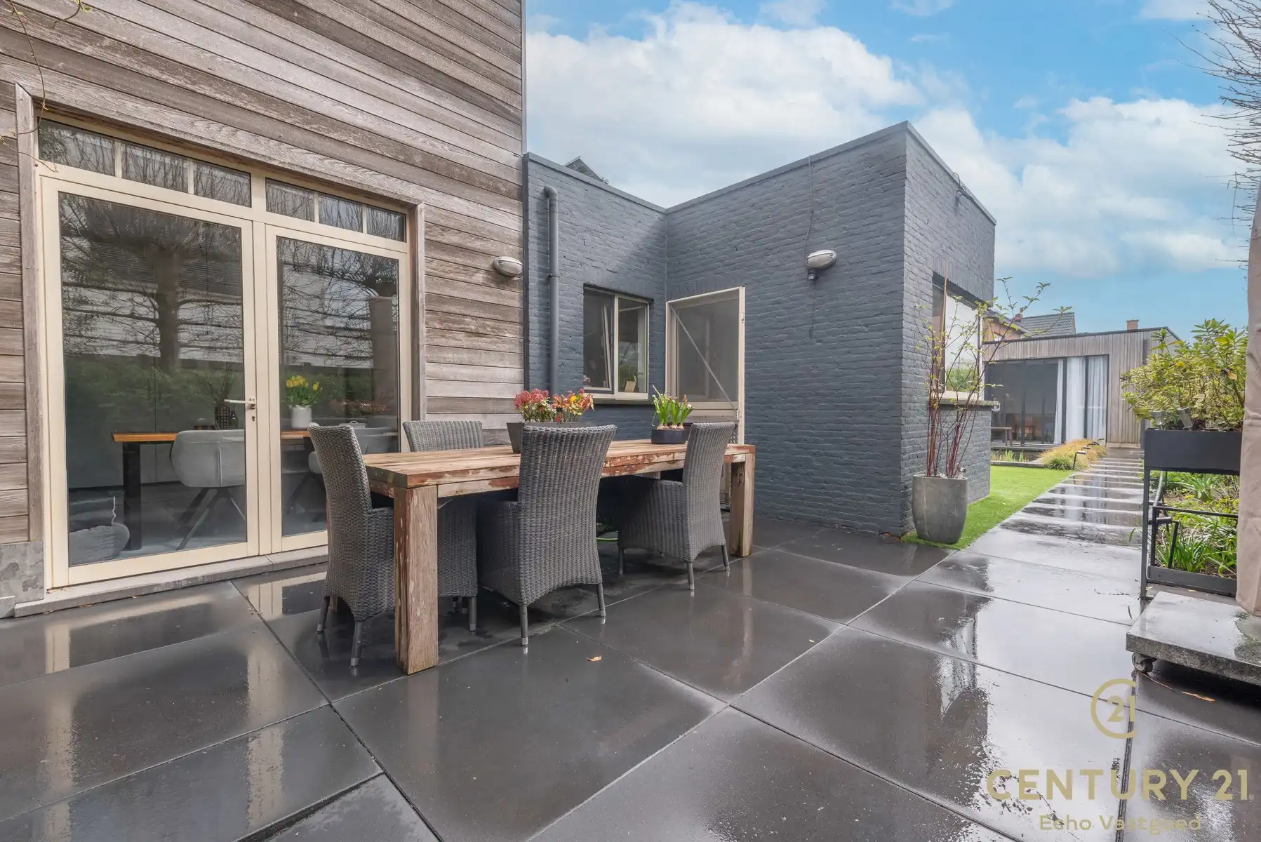 Charmante woonst met 5 slpk, tuintje, bijhuis en zwemvijver  foto 12