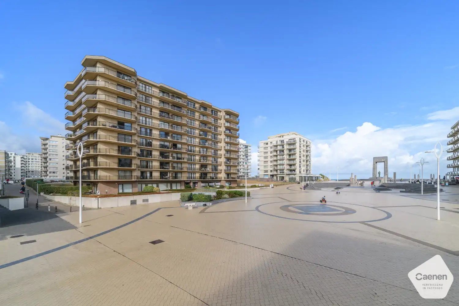 Instapklaar hoekappartement met drie slaapkamers en zonnig terras nabij zee foto 17