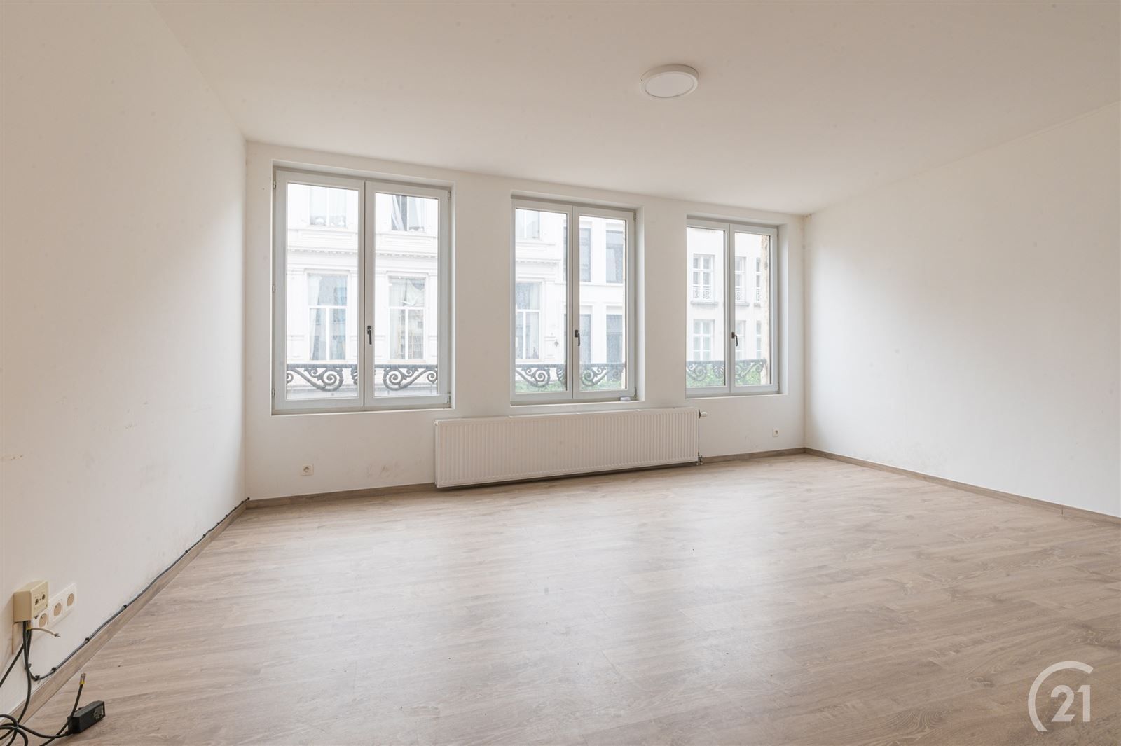 Opbrengstenwoning en handelsruimte foto 4