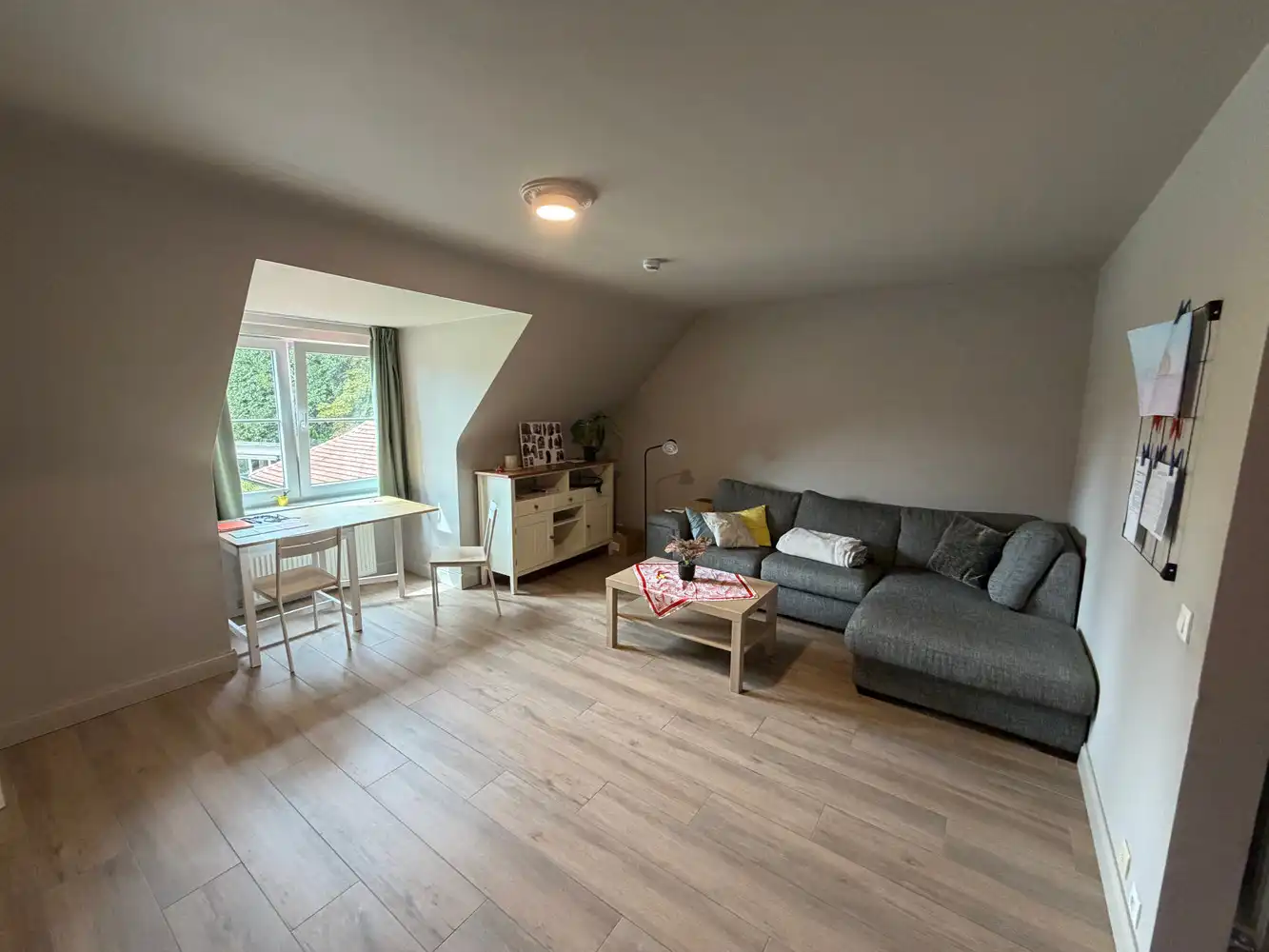 Modern appartement met renovatie in 2026 - Perfecte investering in Merelbeke-Melle! foto {{pictureIndex}}