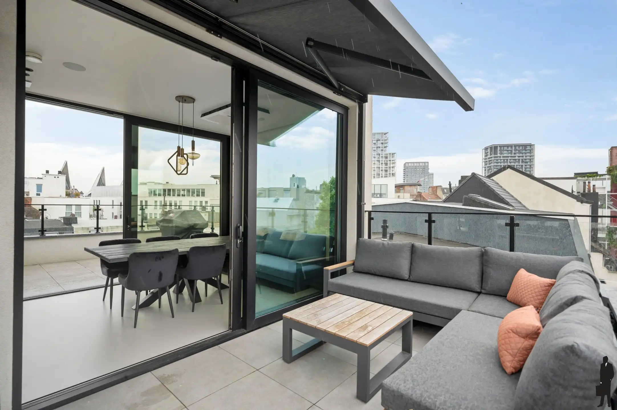 Upside down-woning met dakterras en parking foto 26