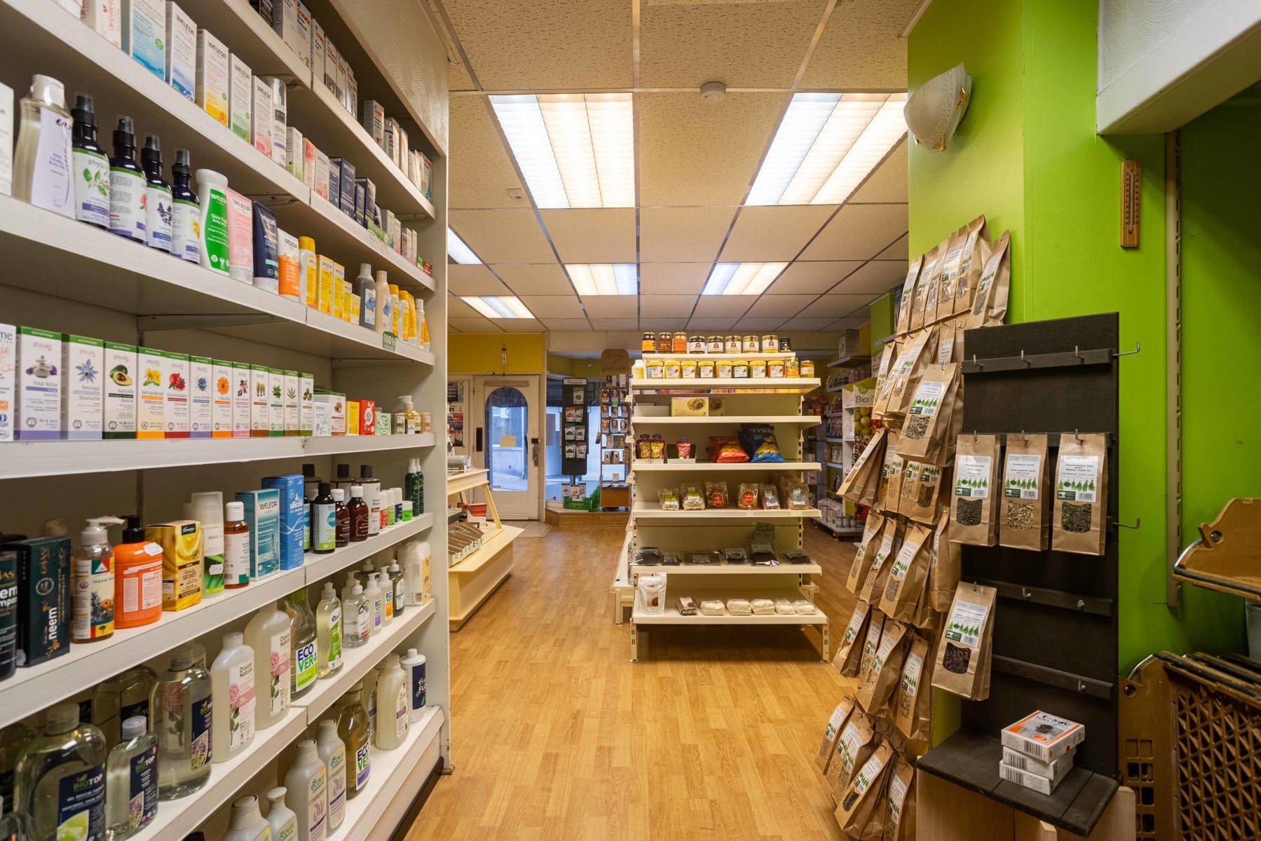 Handelszaak met verhuurpotentieel op topligging foto 7