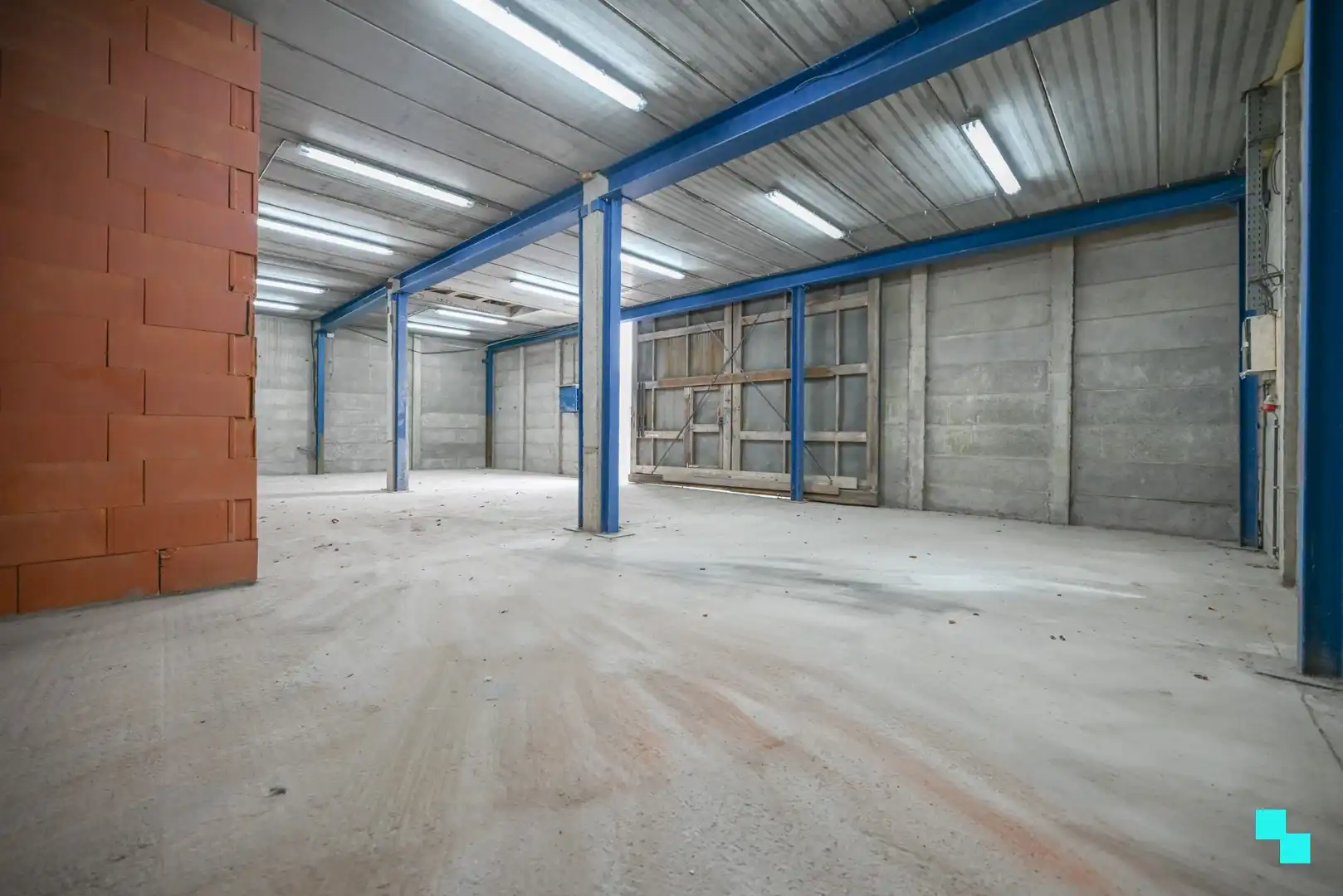 Loods van ca. 125 m² te Izegem foto 4
