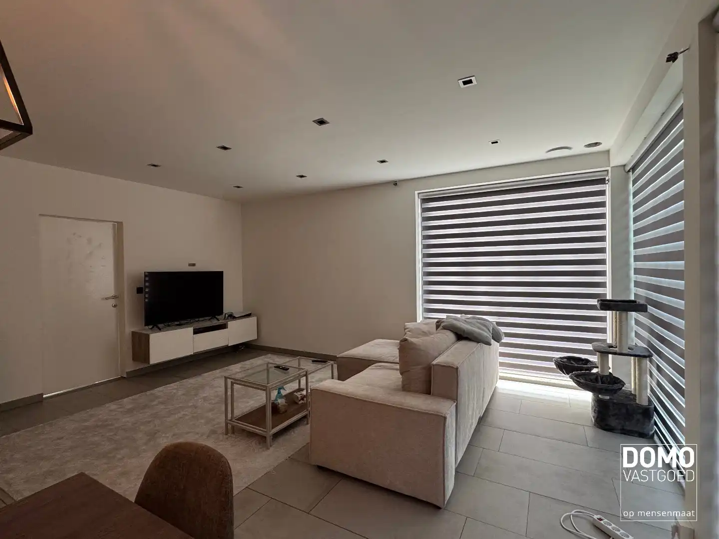 MODERNE WONING MET 3 SLAAPKAMERS, PRAKTIJKRUIMTE EN TUIN TE HUUR IN KERMT!  foto 8