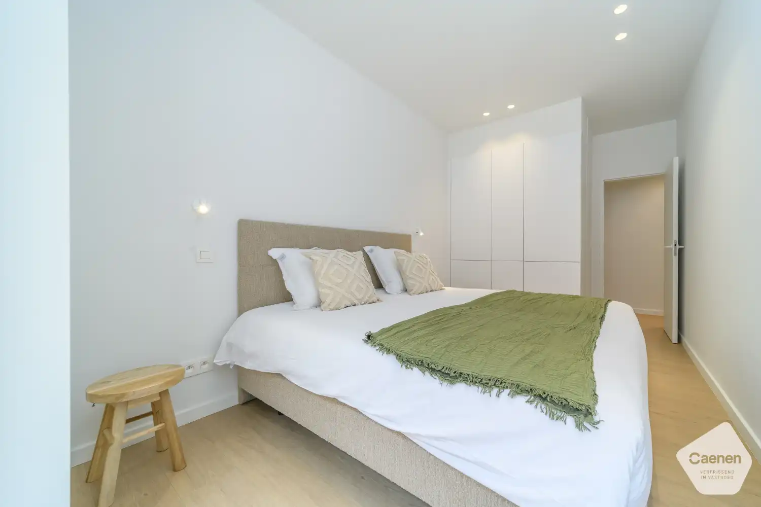 Luxueus gerenoveerd gelijkvloers appartement met zeezicht en zuidgerichte tuin foto 7