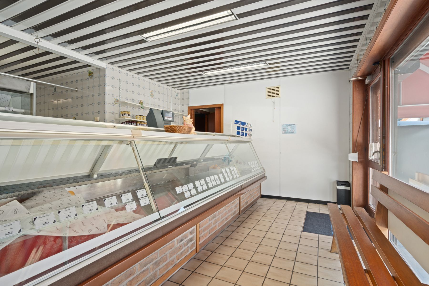 Duplex appartement met handelsgelijkvloers  foto 3