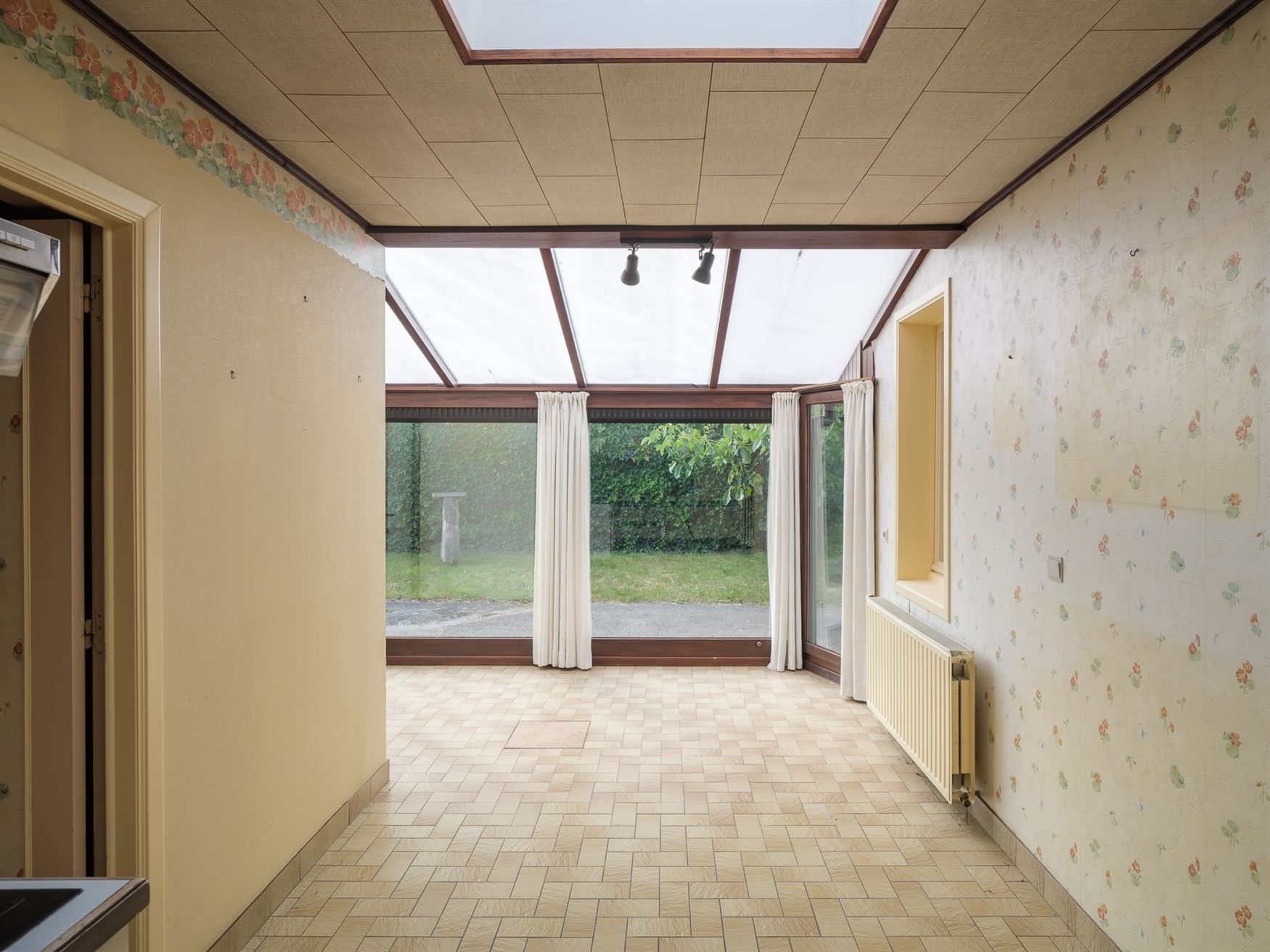Halfopen renovatieparel in hartje Sint-Martens-Latem foto 14
