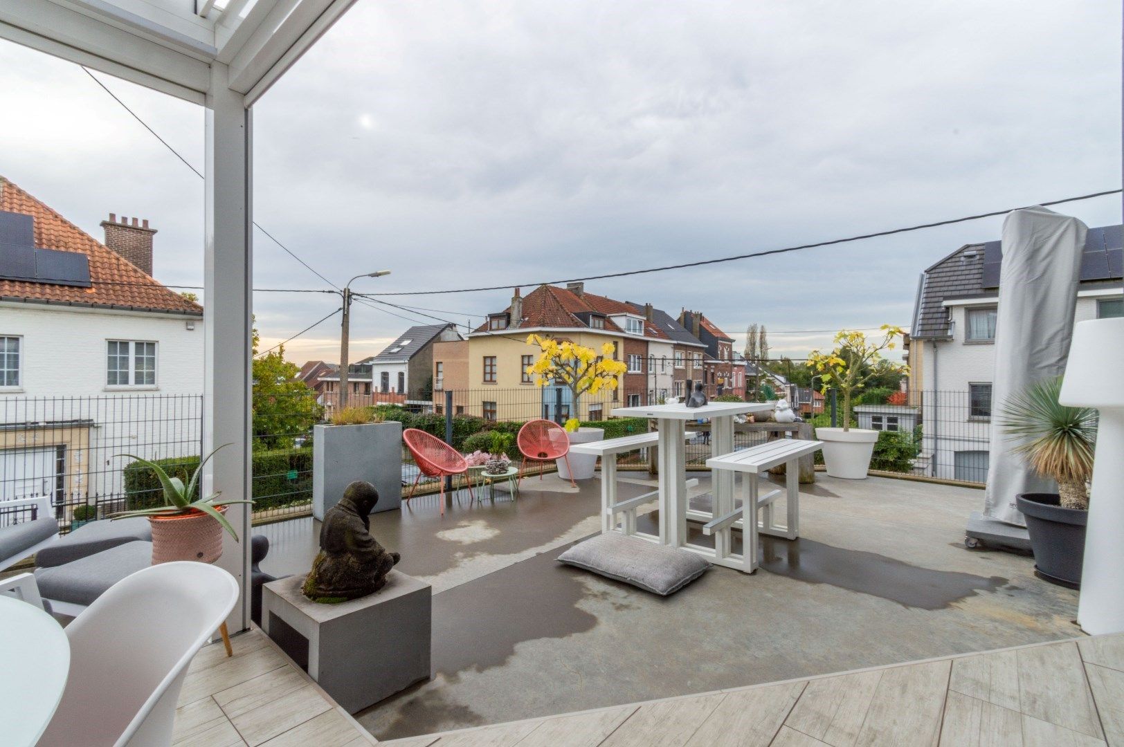 Welgelegen en instapklare 3-gevelwoning met oa. 3 slaapkamers! foto 13