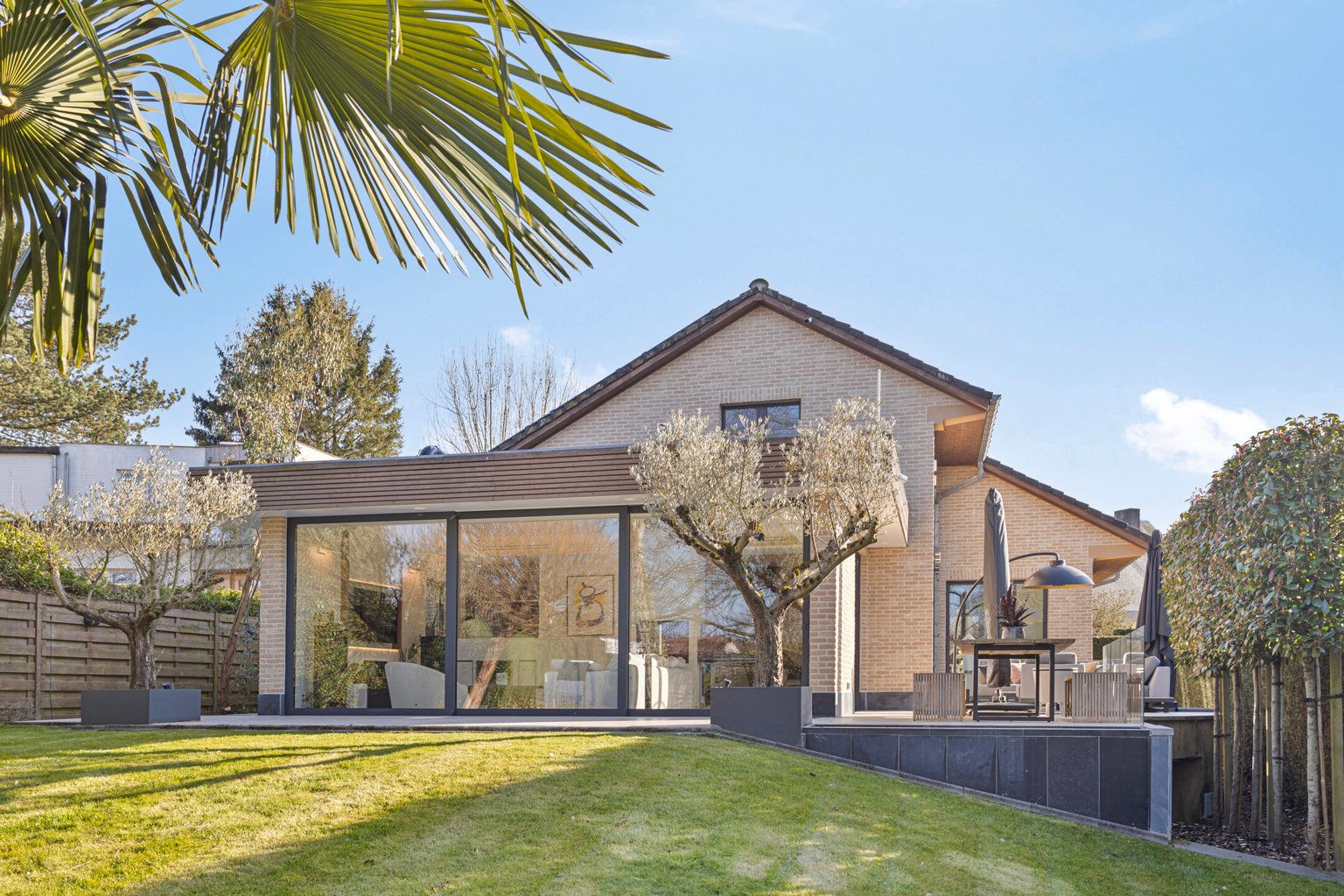 Instapklare laagbouw villa op een gunstige locatie  foto 29